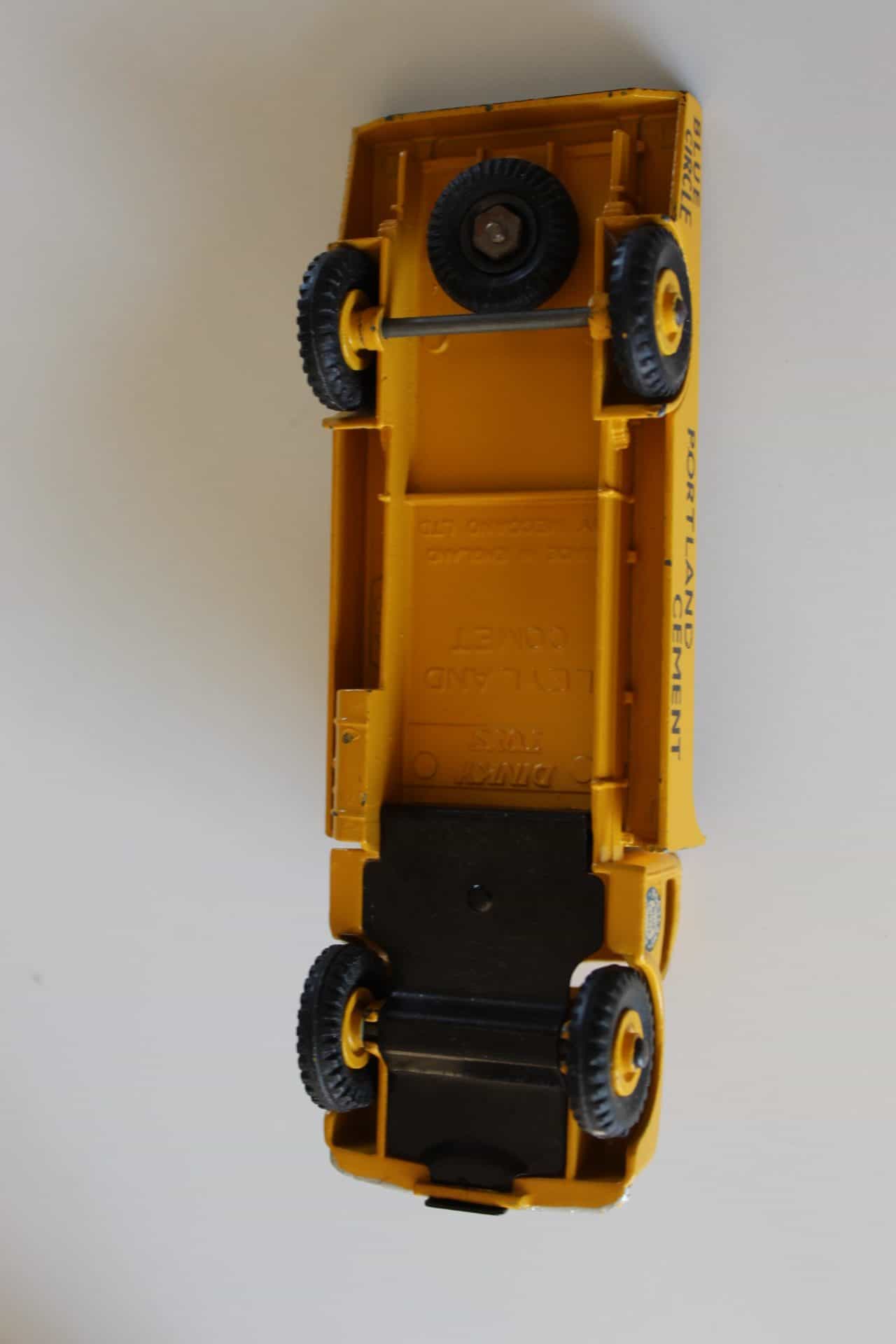 Vintage yellow Dinky Toys Leyland Cement Wagon model, detailed diecast toy vehicle.