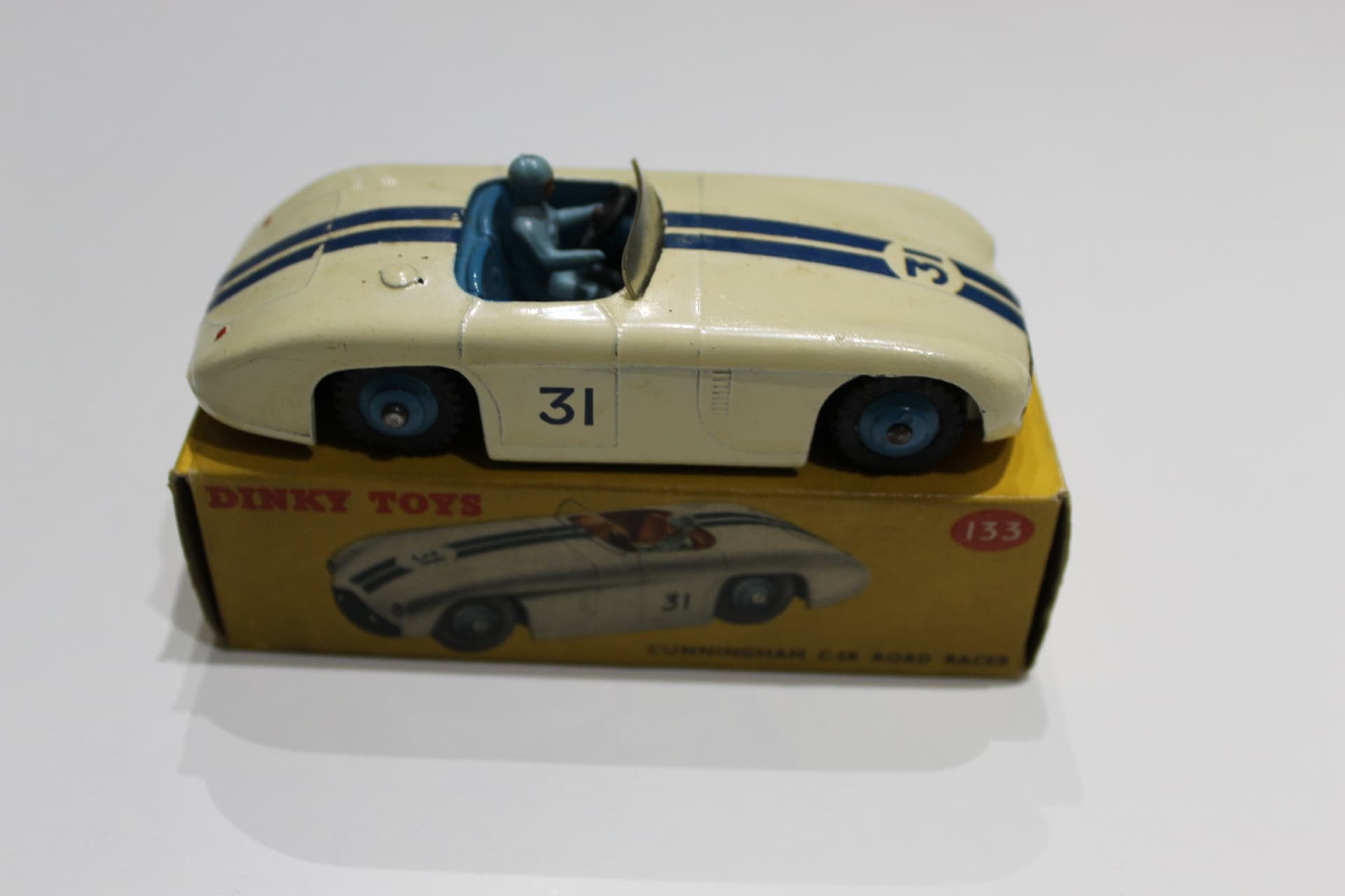 Vintage Dinky Toys 133 Cunningham C5-R racing car model with box.