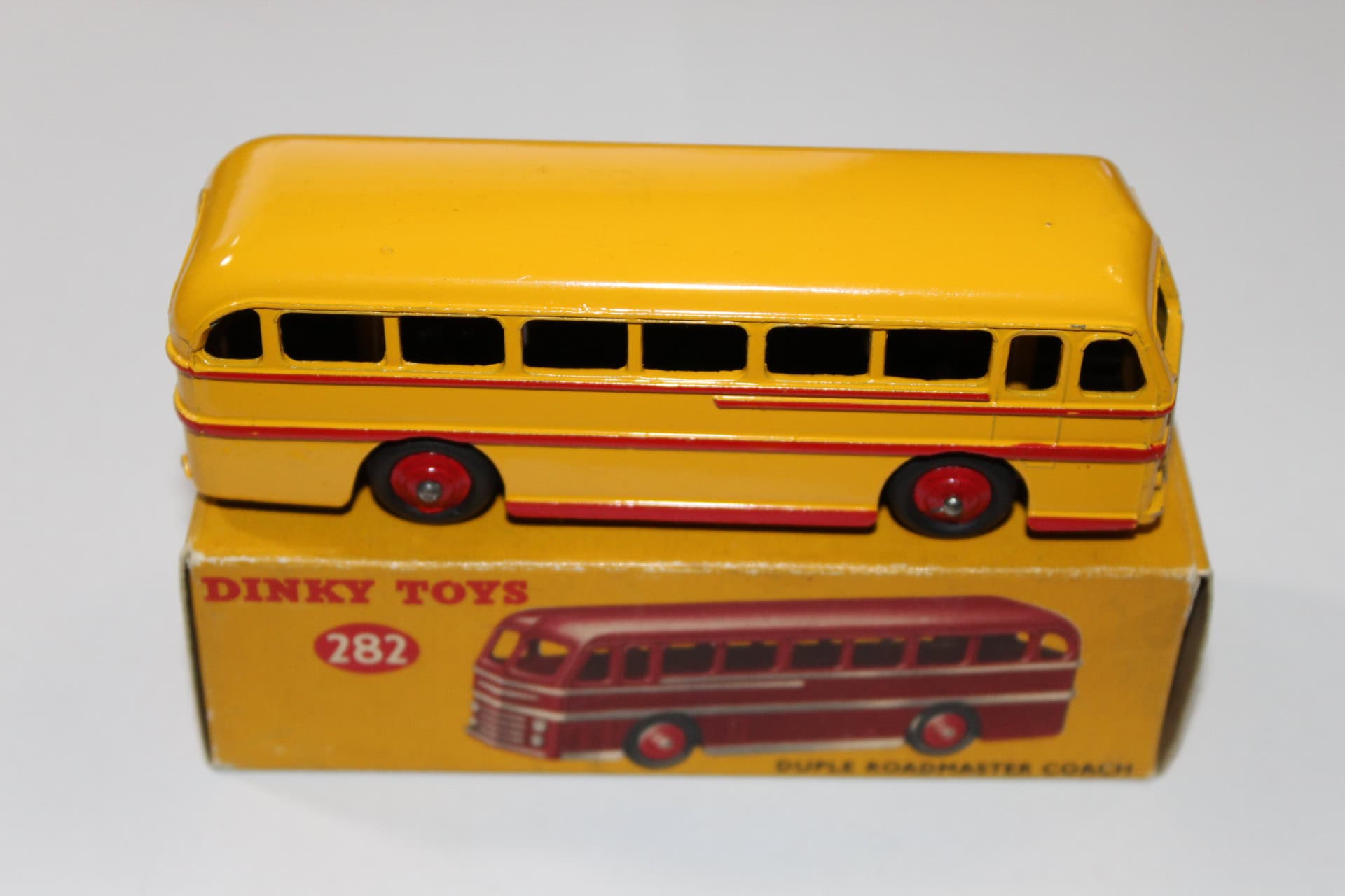 Dinky Toys 170 Ford Forder Lowline diecast bus, vintage model, collectible toy.