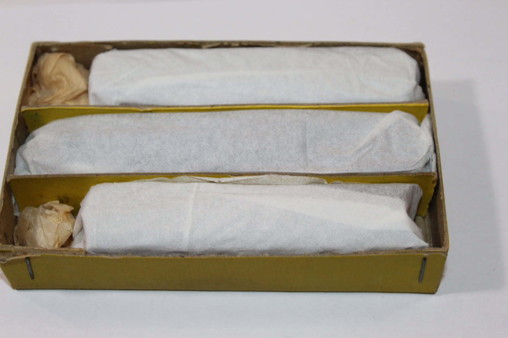Vintage Dinky Toys 016 Express Passenger Set in original packaging.