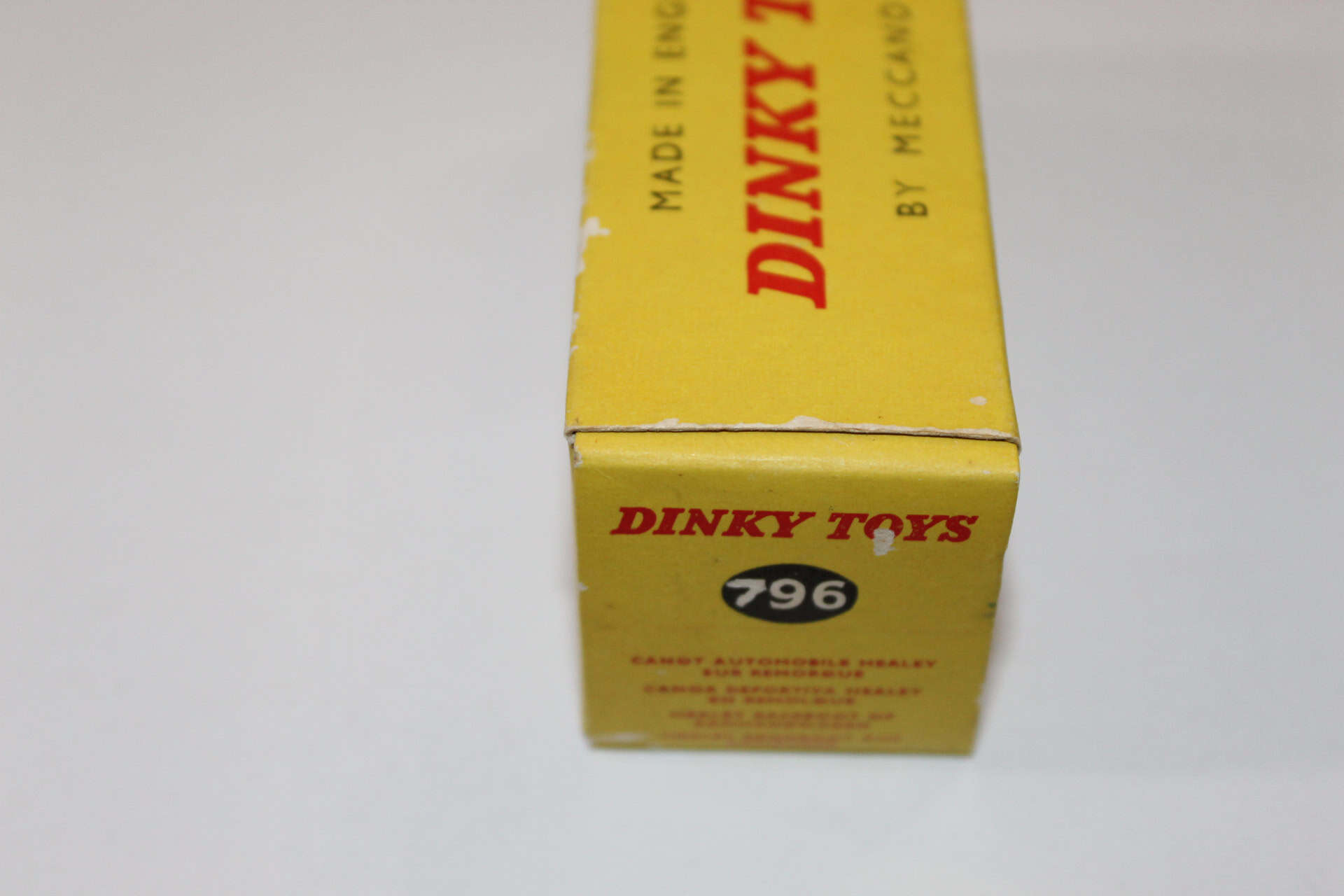 Dinky Toys 796 Healey Sports Boat model on trailer, vintage diecast toy for collectors.
