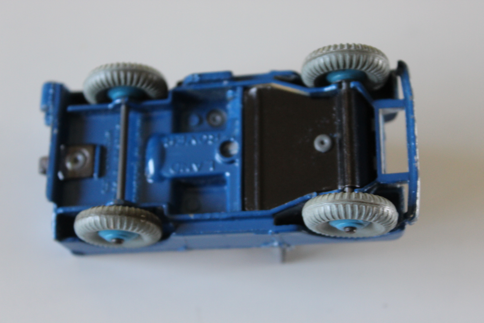 land rover dinky toys 27d base
