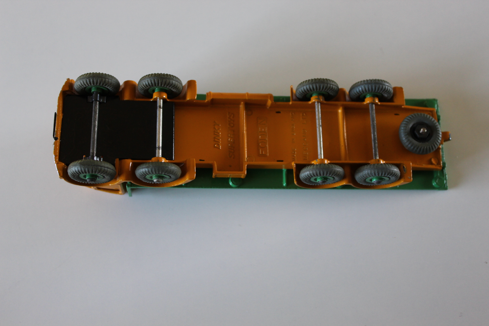 foden 1st cab flat truck dinky toys 902 base