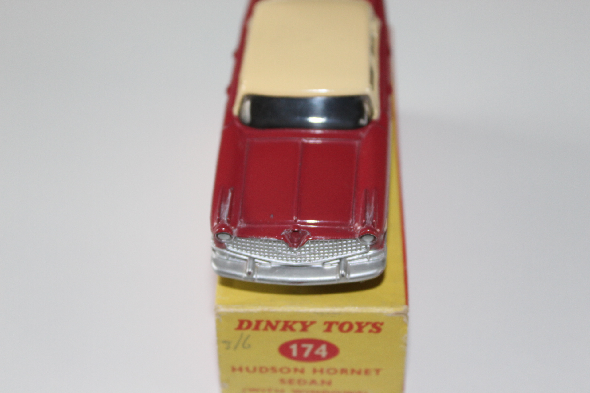 hudson hornet dinky toys 174 front