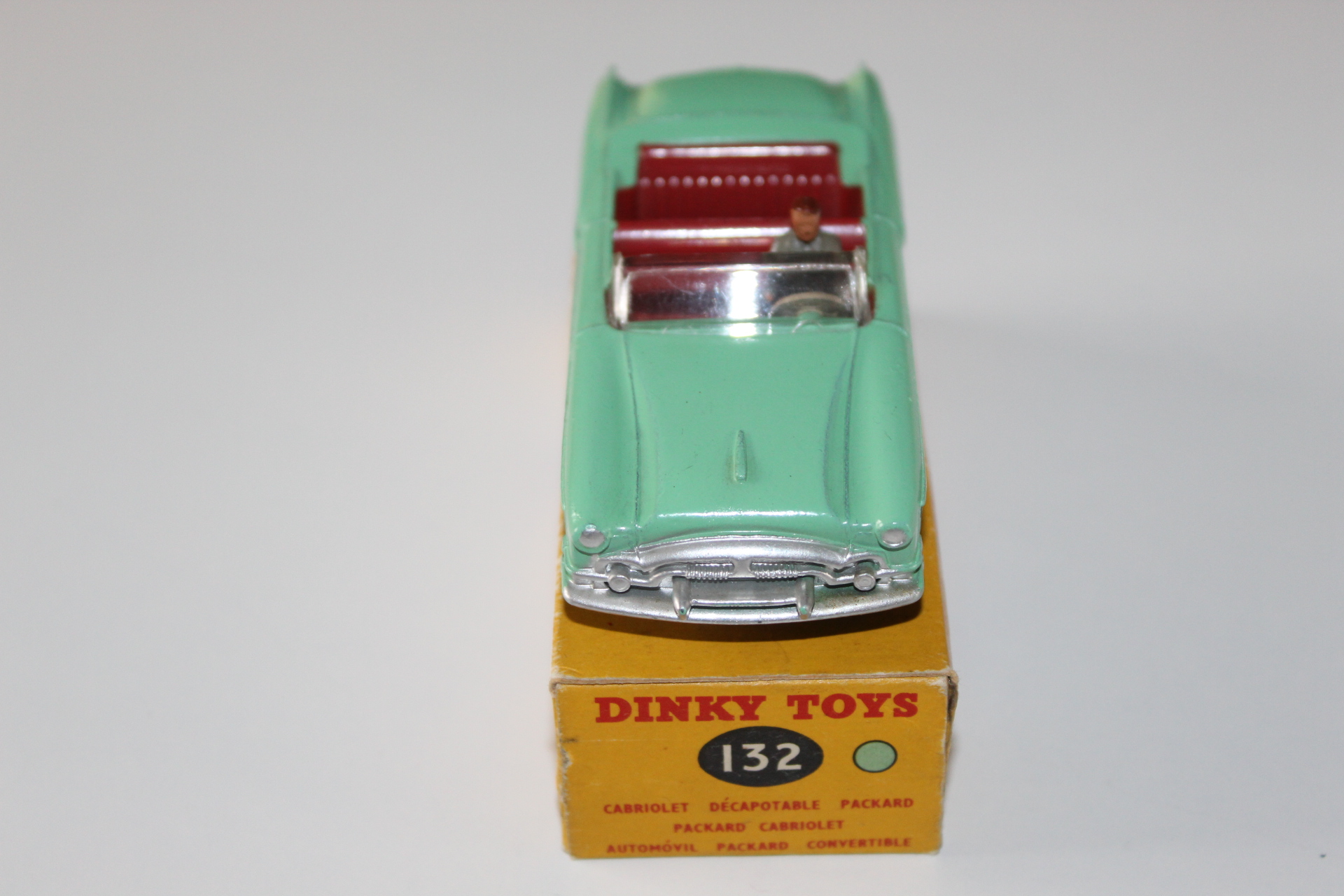 packard convertible dinky toys 132 front