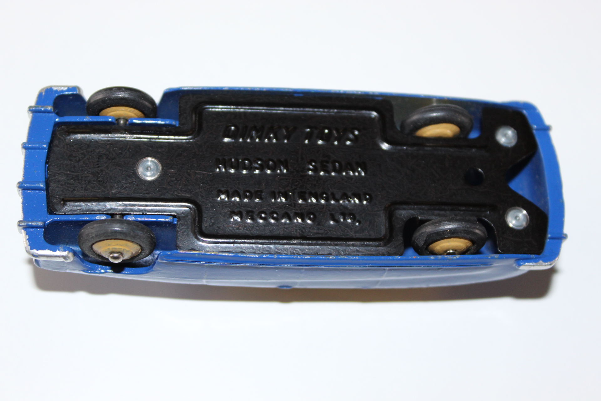hudson commodore lowline dinky toys 171-139b base