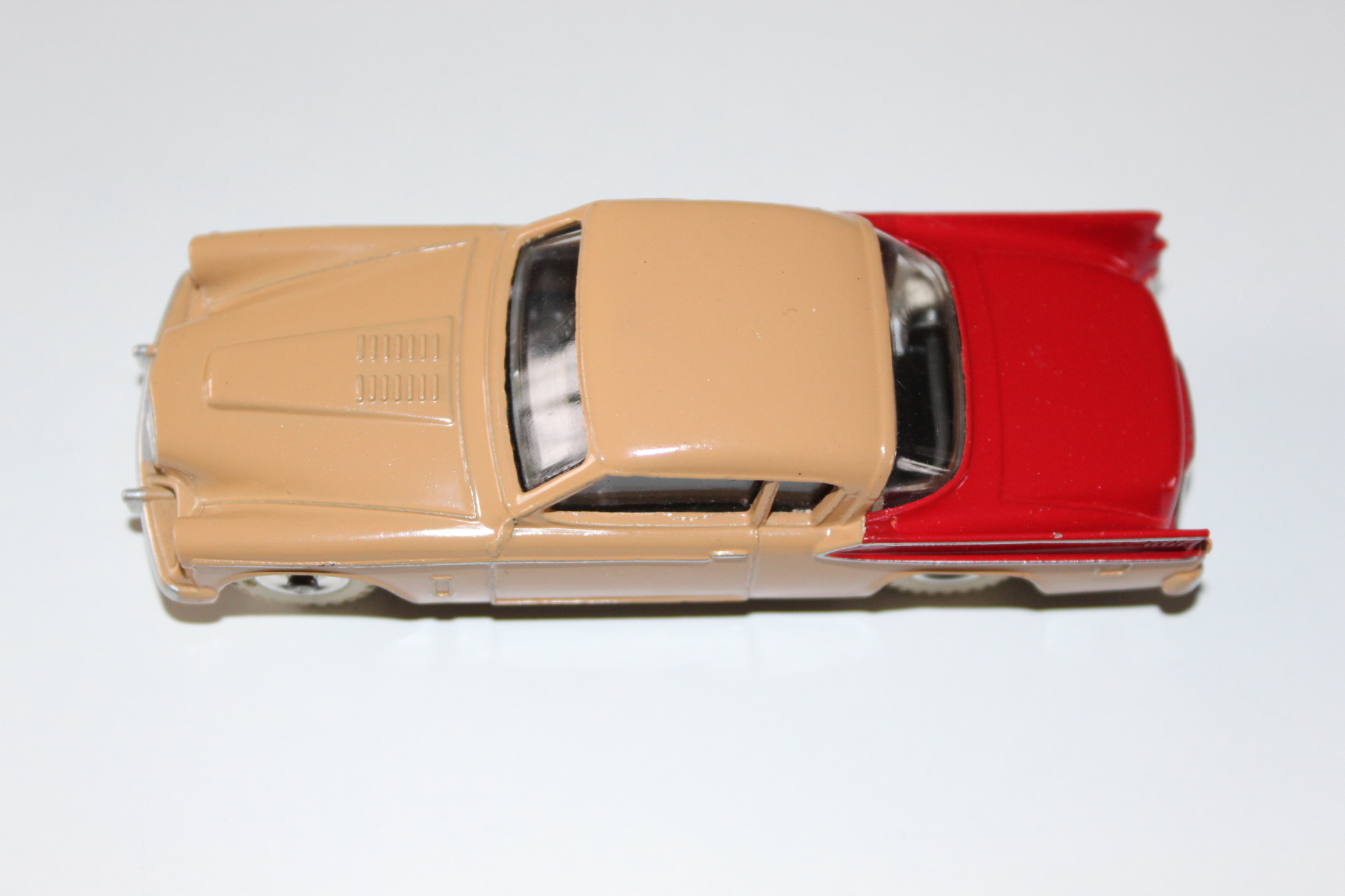 studebaker golden hawk dinky toys 169 top