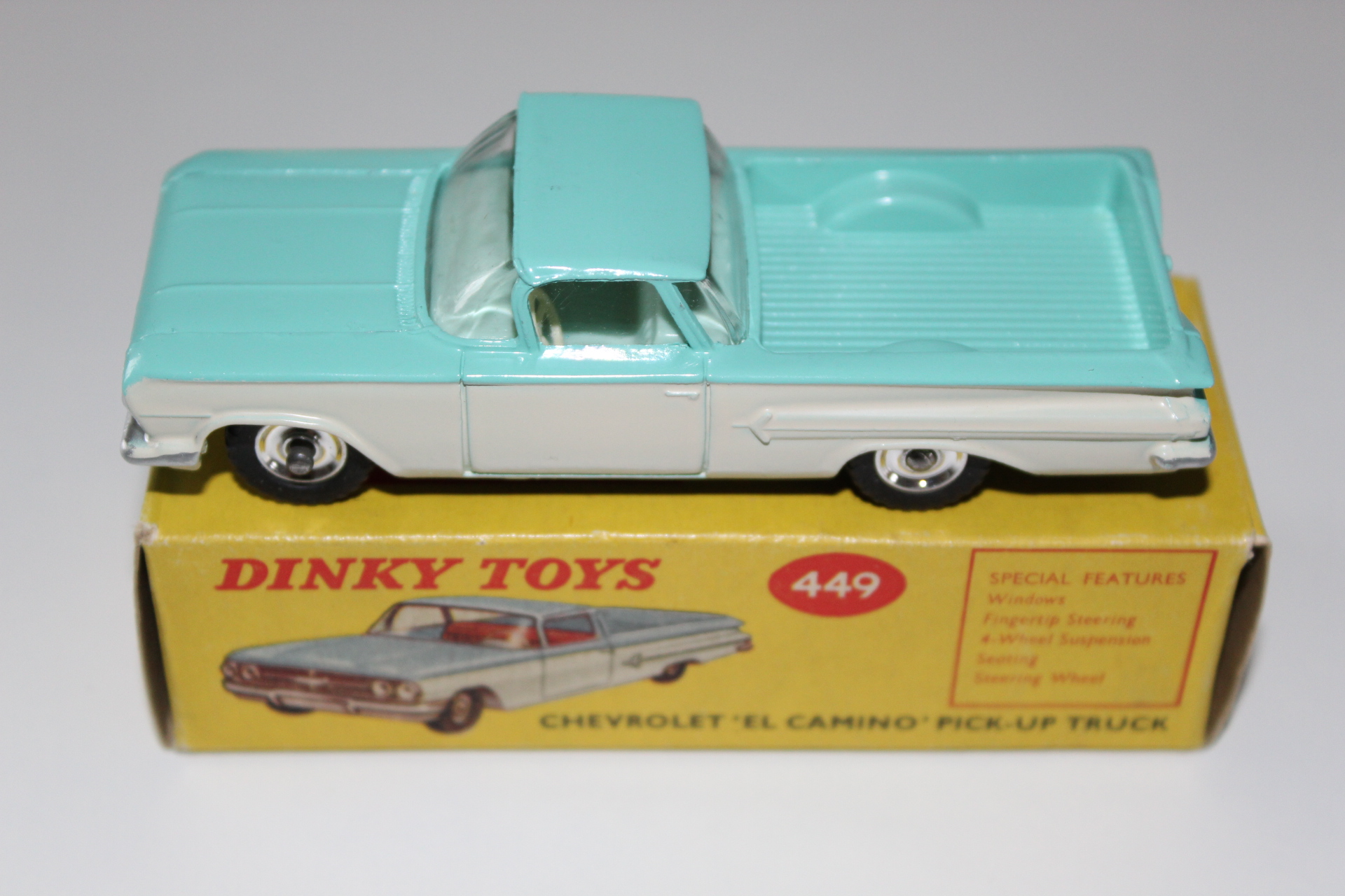 el camino blue interior dinky toys 449