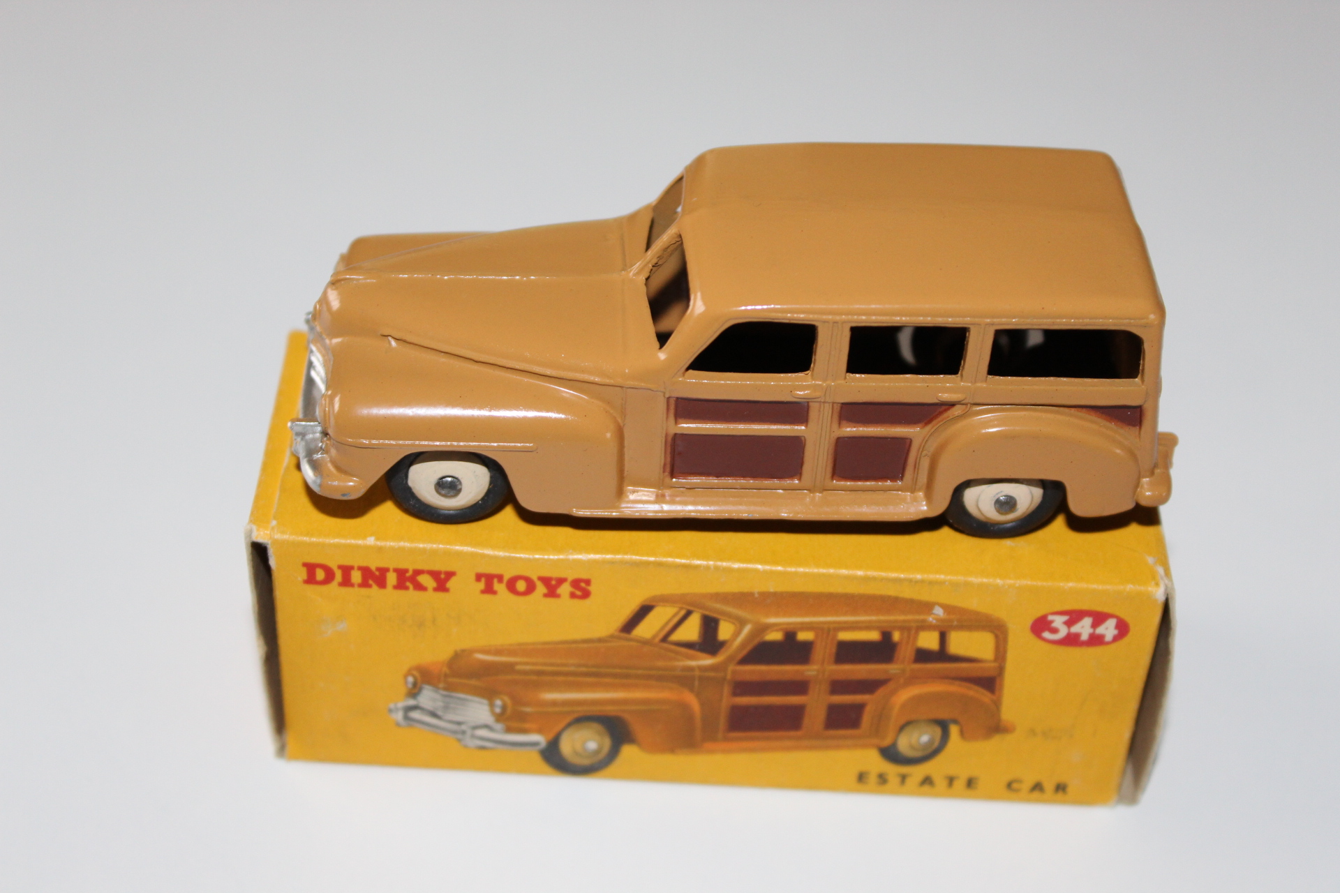 estate car dinky toys 344