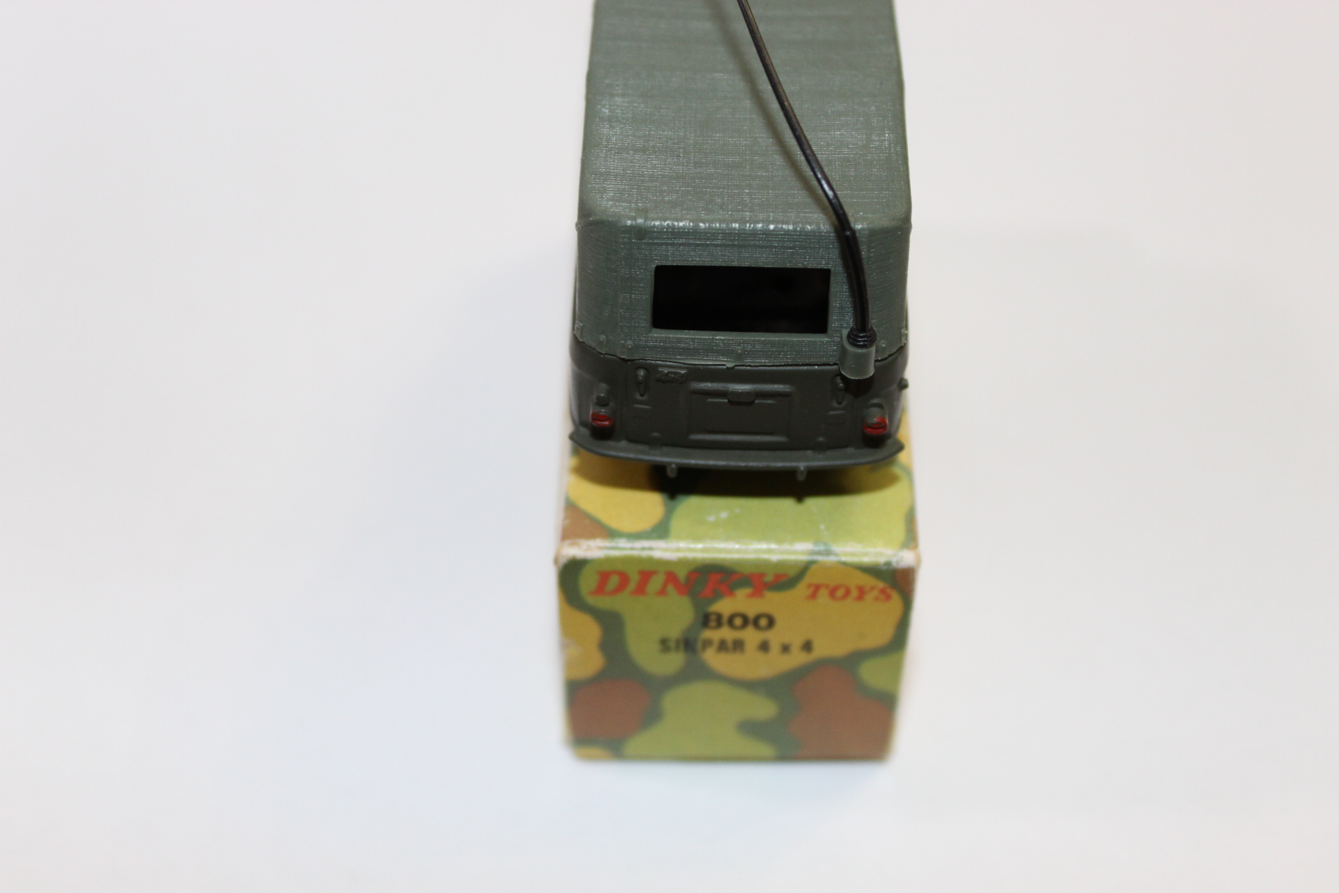 renault sinpar 4x4 french dinky toys 800 back