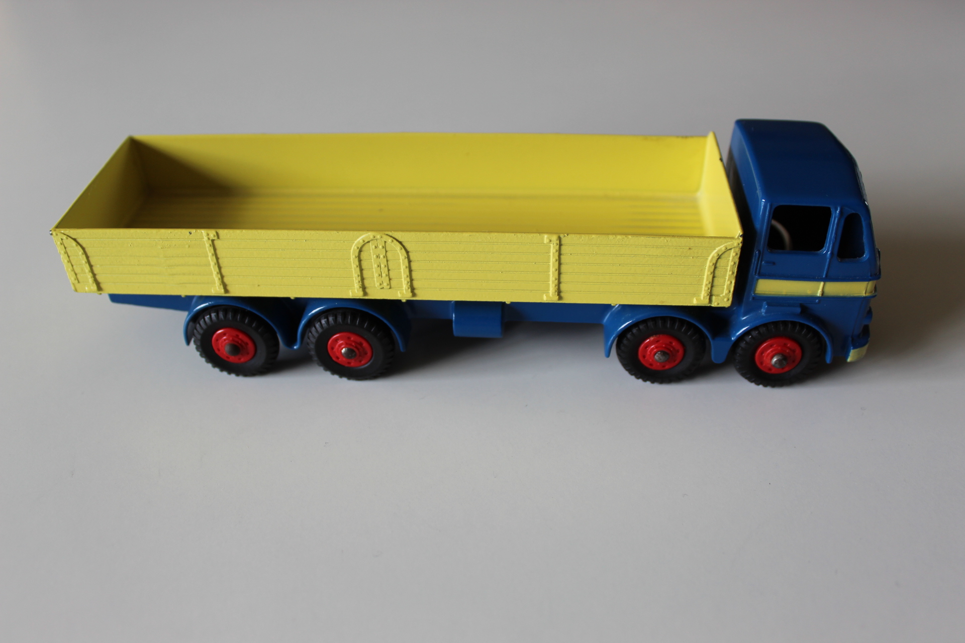 leyland octopus lorry dinky toys 934 side