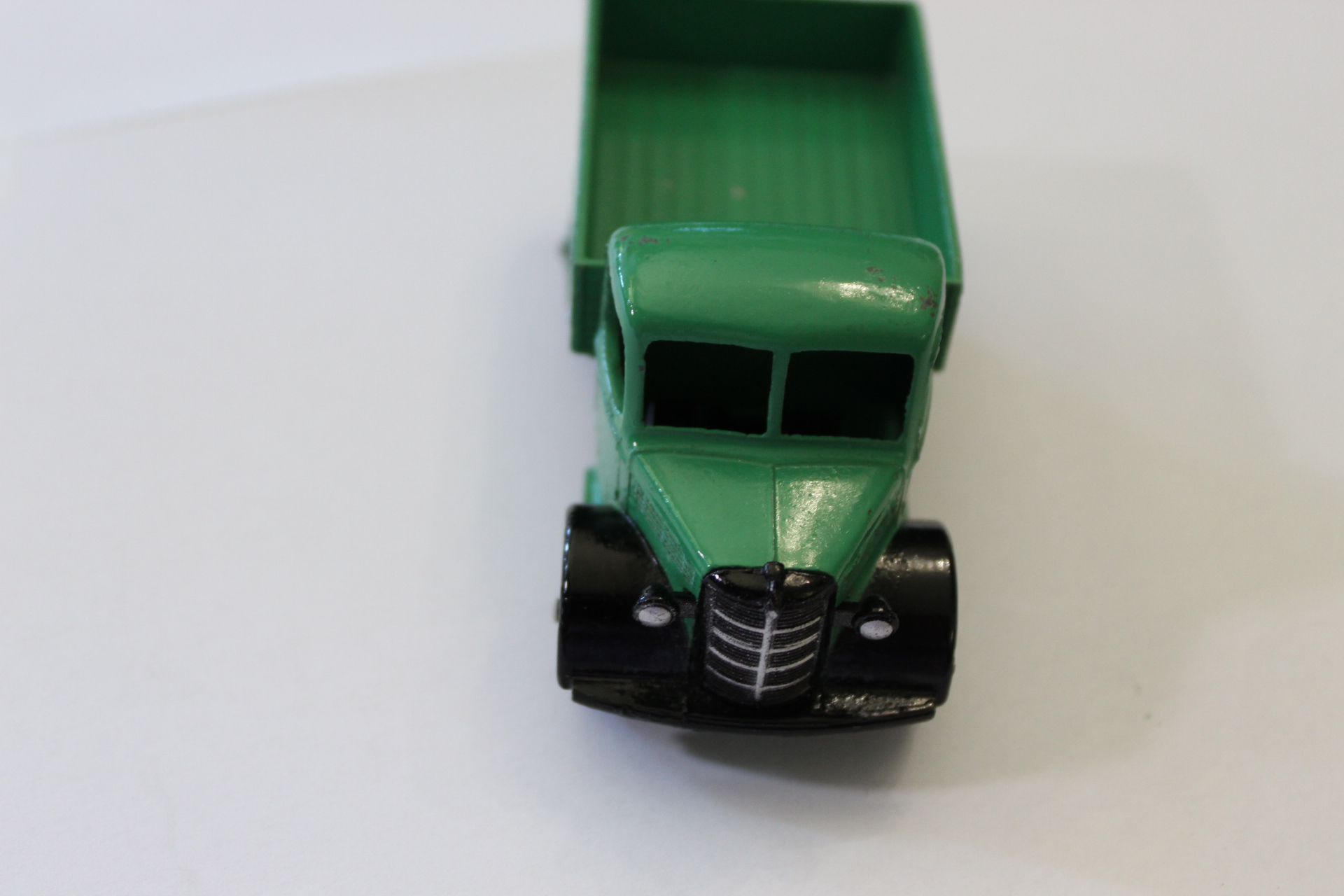 bedford truck dinky toys 25w front