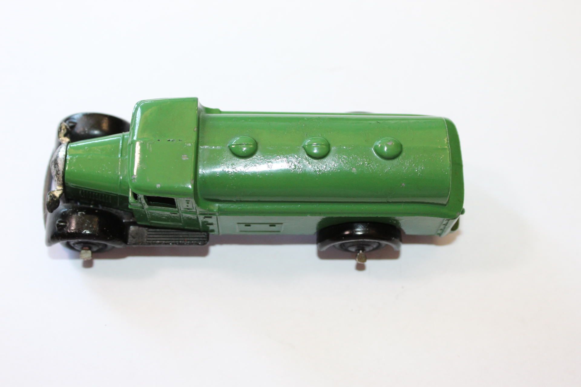 petrol tanker type 4 dinky toys 25d top