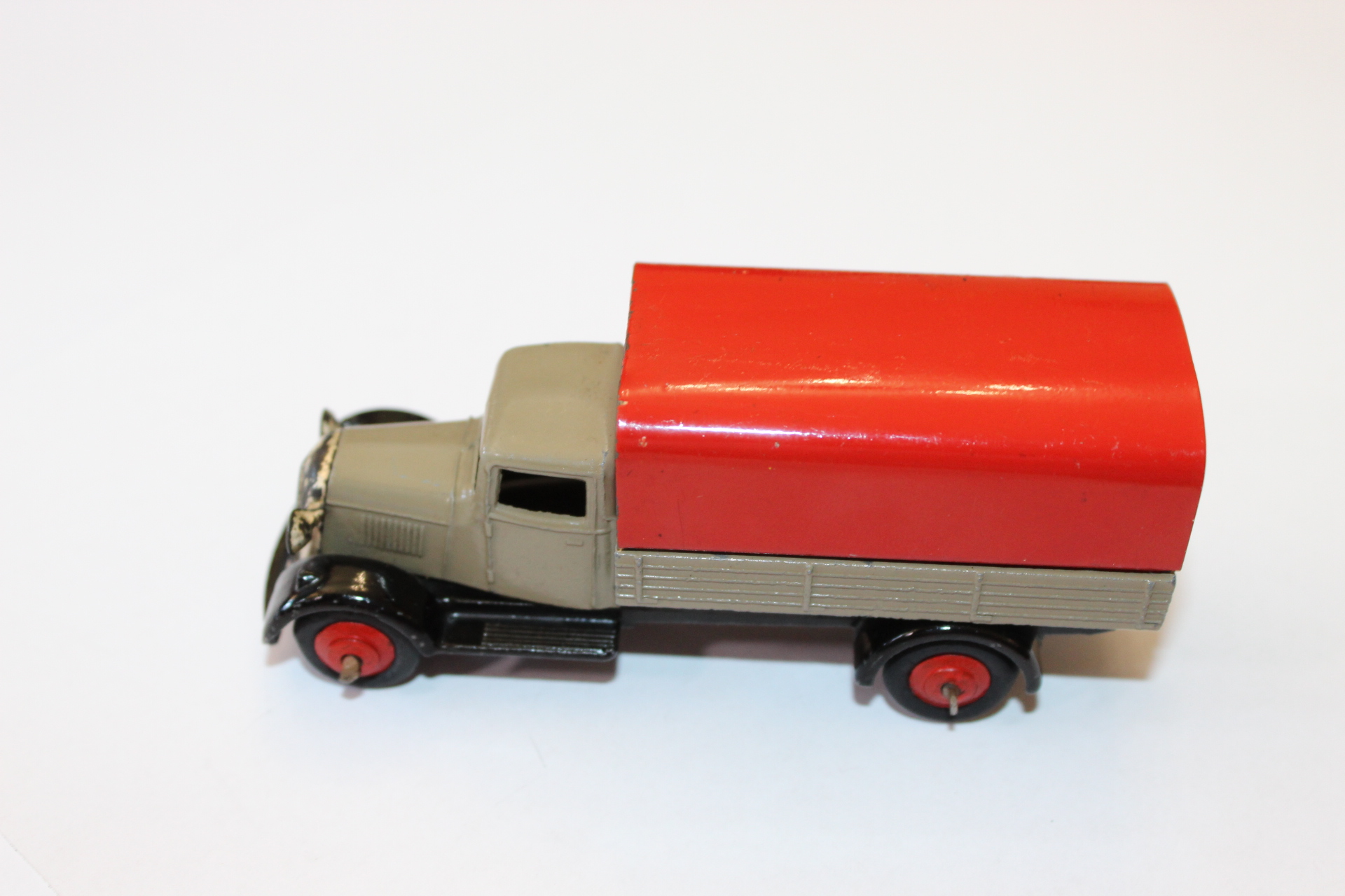covered wagon type 4 dinky toys 24b