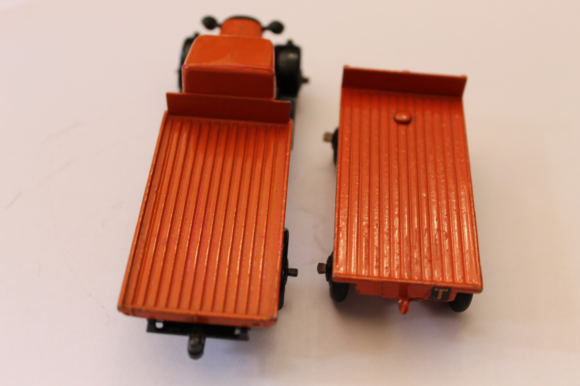 flatbed and trailer type 4 dinky toys 25t back
