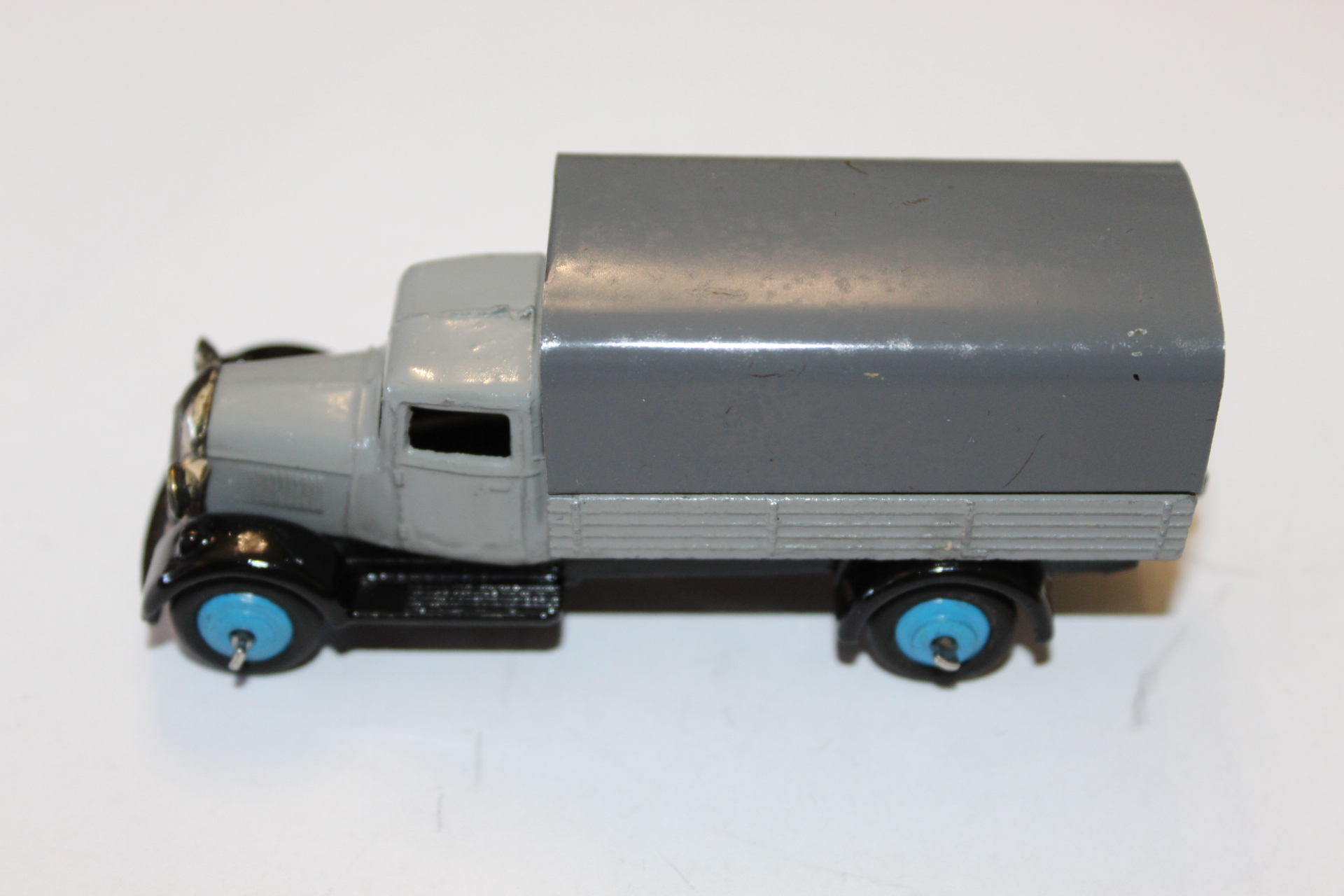 covered wagon type 4 dinky toys 24b