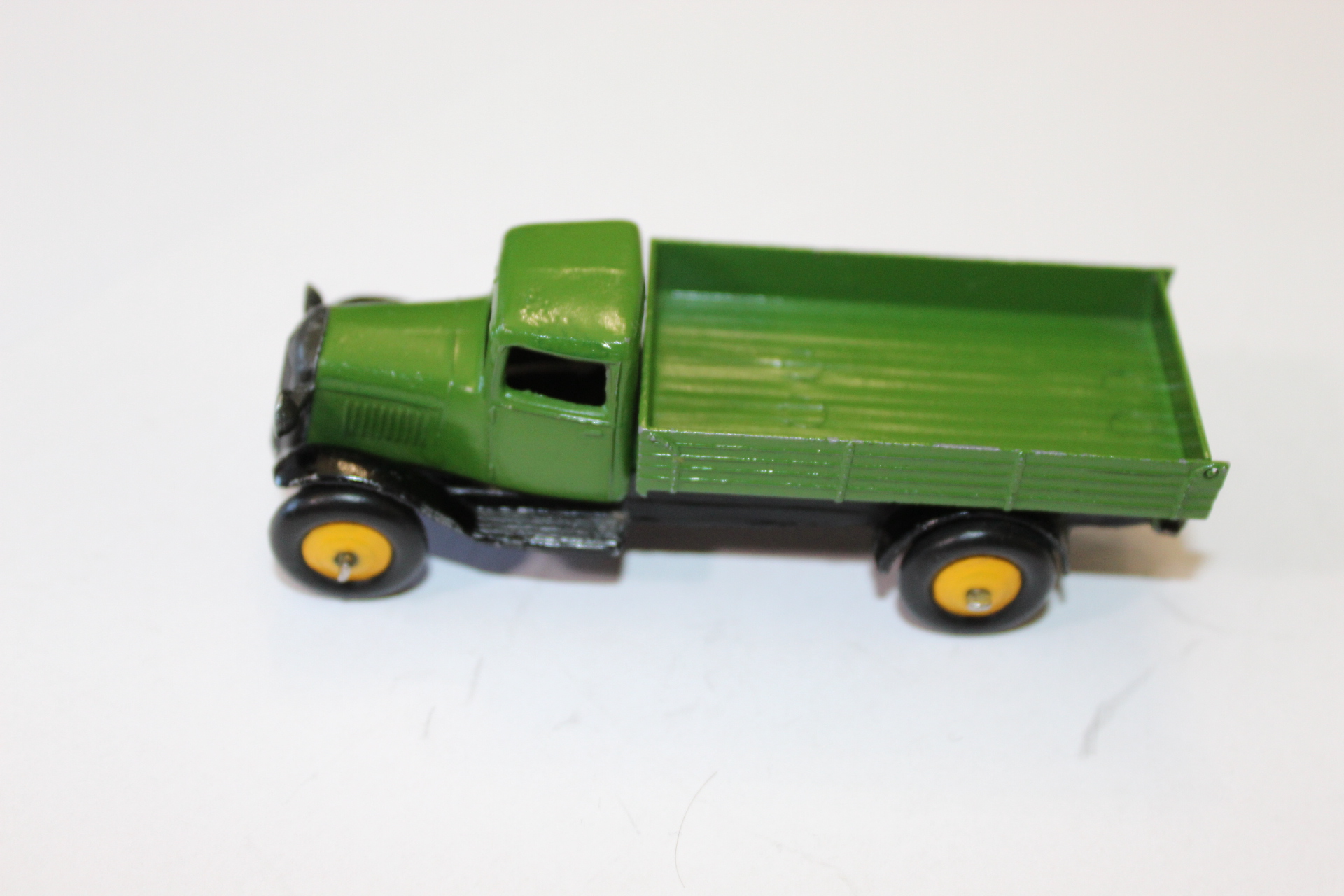 tipping wagon type 3 dinky toys 25e