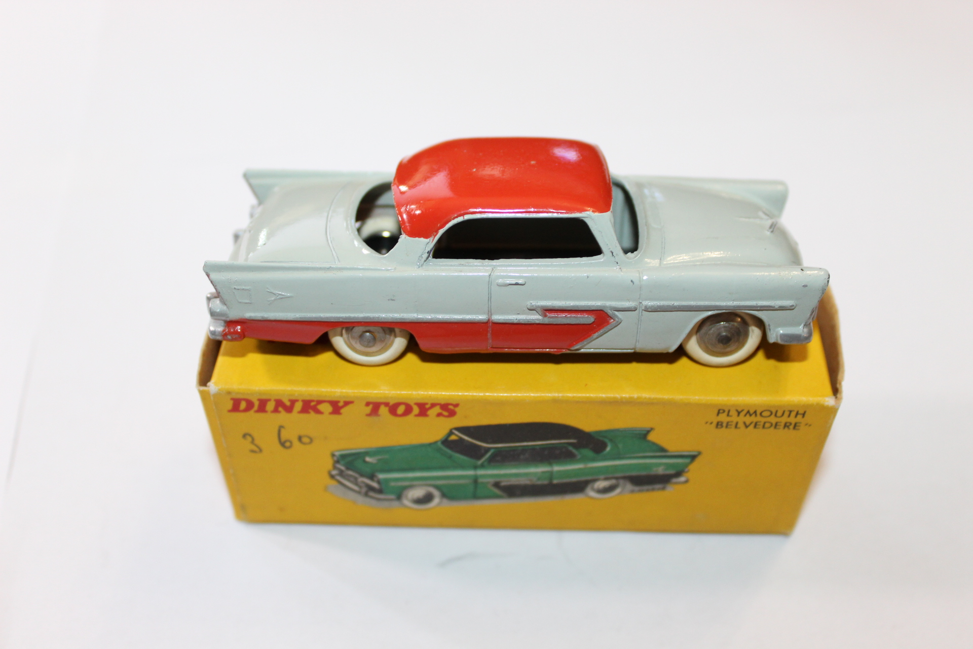 plymouth belvedere french dinky toys 24d side