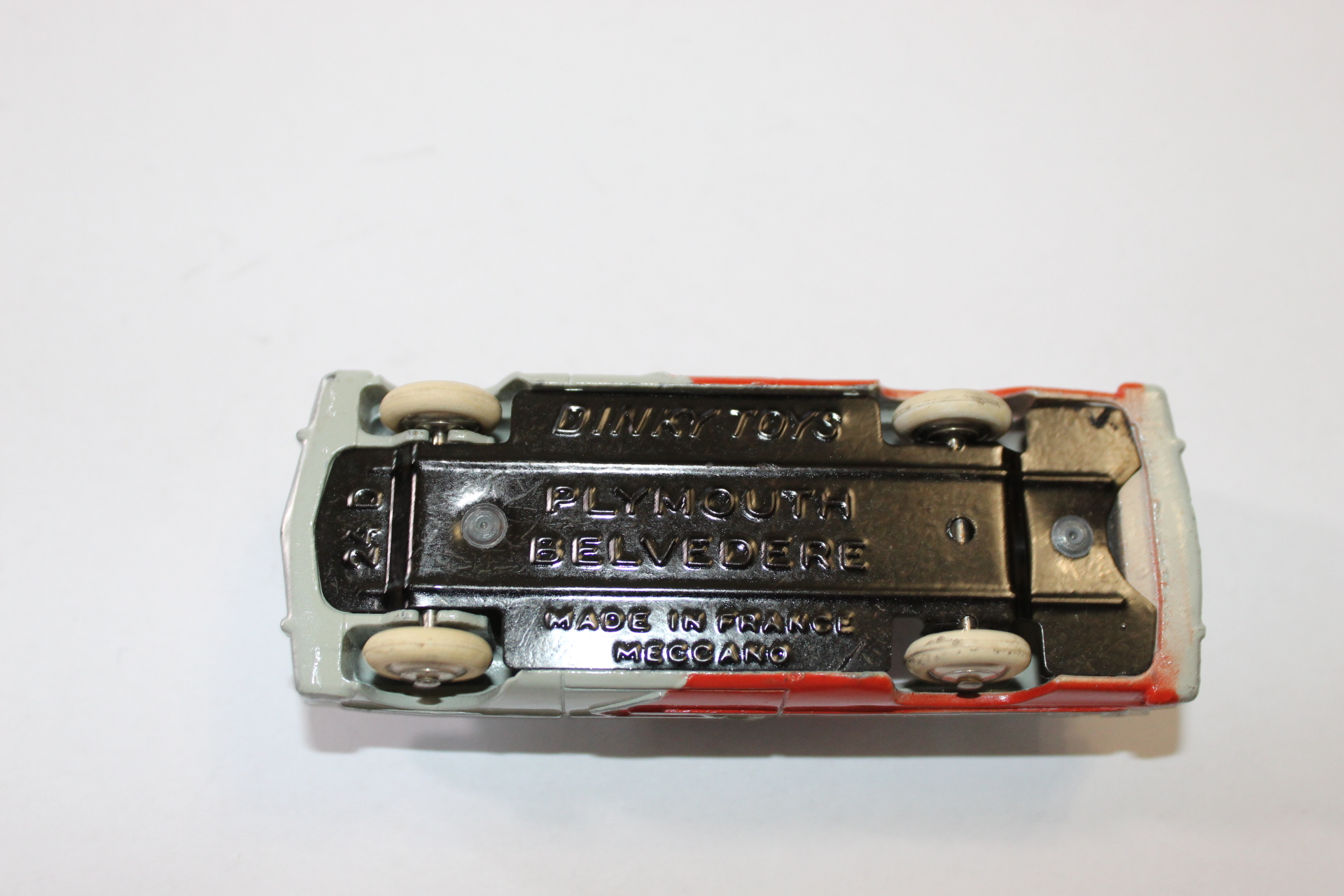 plymouth belvedere french dinky toys 24d base
