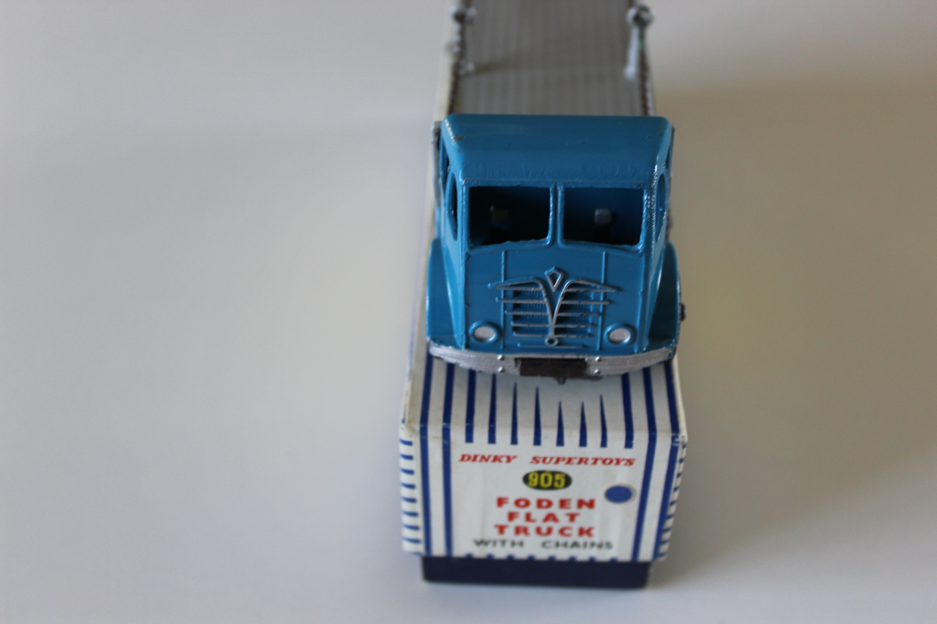 foden 2nd cab chain lorry dinky toys 905 front
