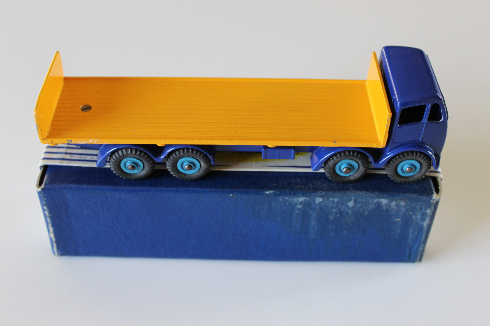 foden 2nd cab tailboard dinky toys 903 side