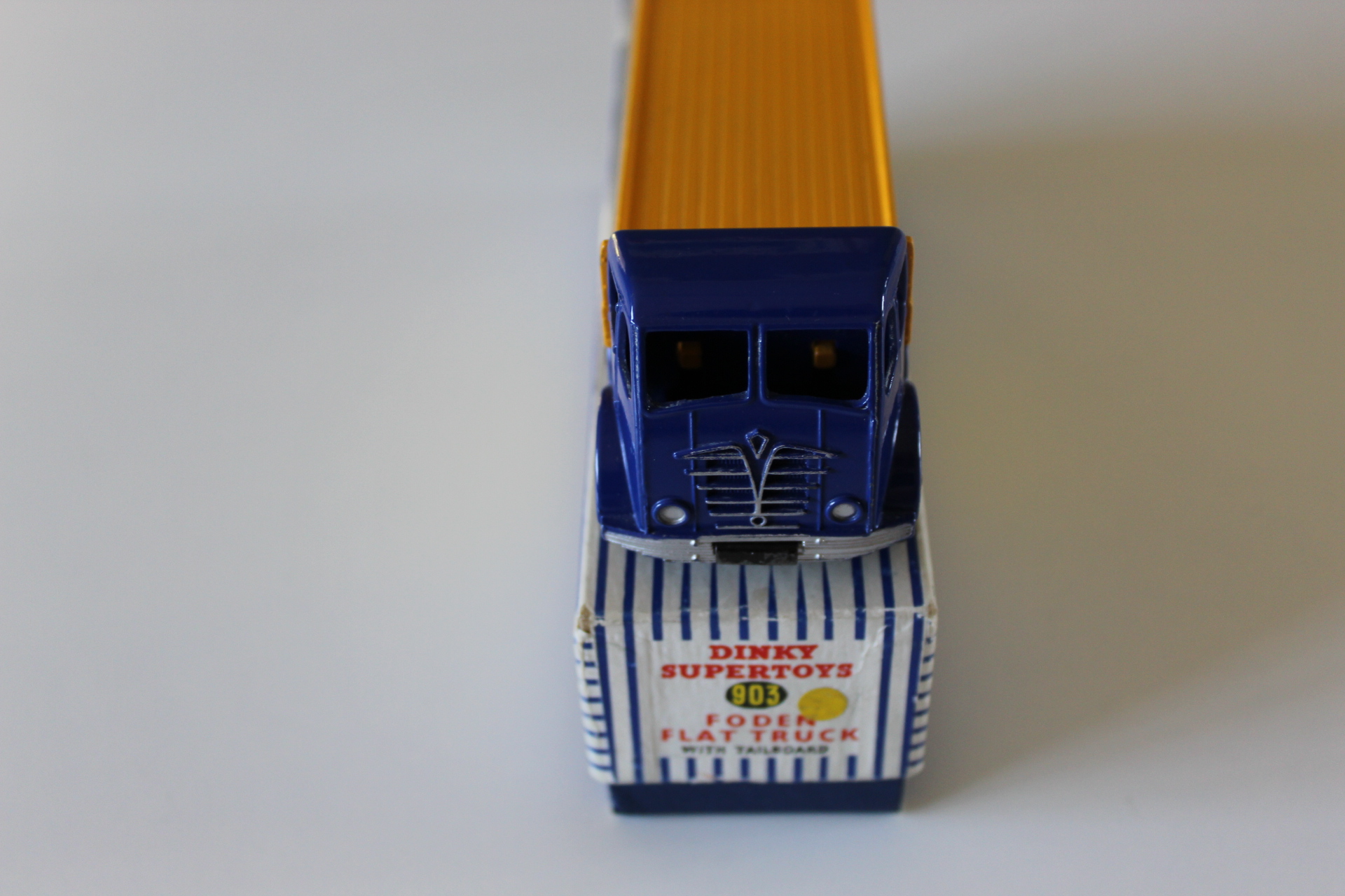 foden 2nd cab tailboard dinky toys 903 front