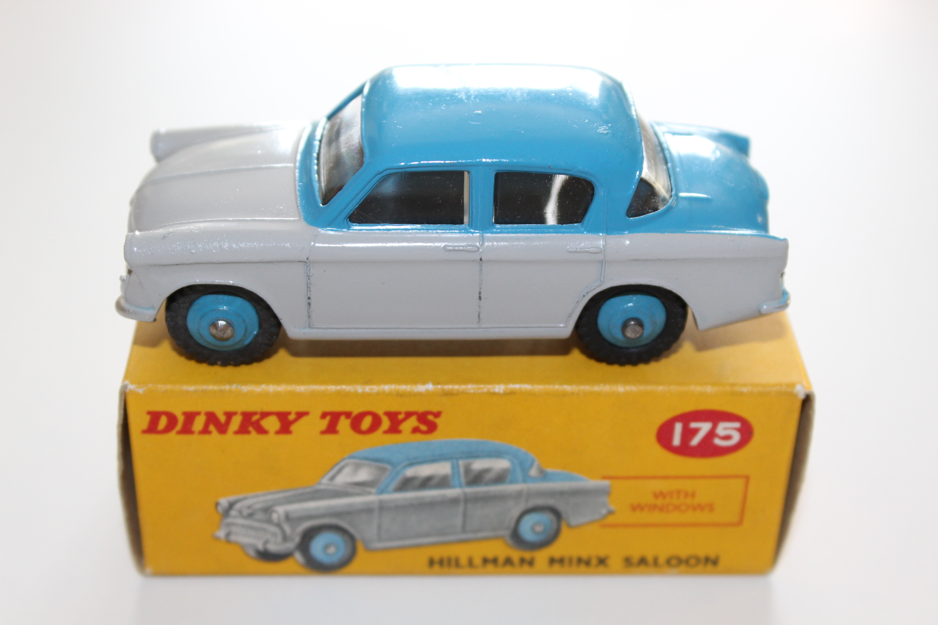 hillman minx dinky toys 175