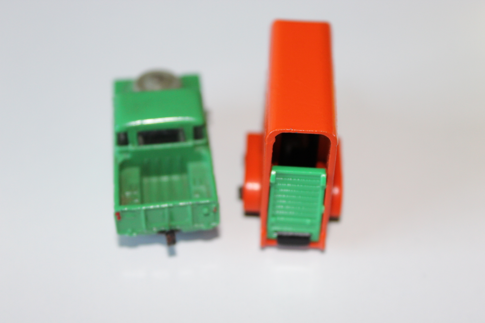 land rover and trailer horsebox dublo toys 073 back