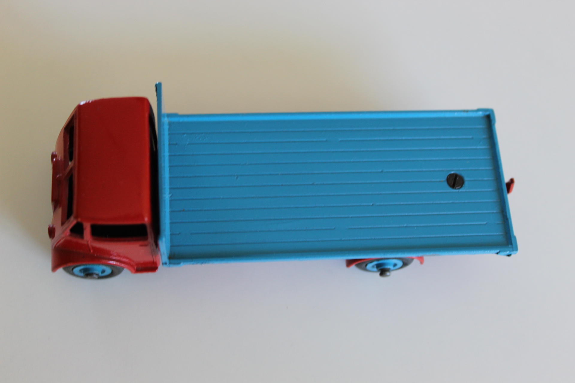 guy flat truck dinky toys 512 top