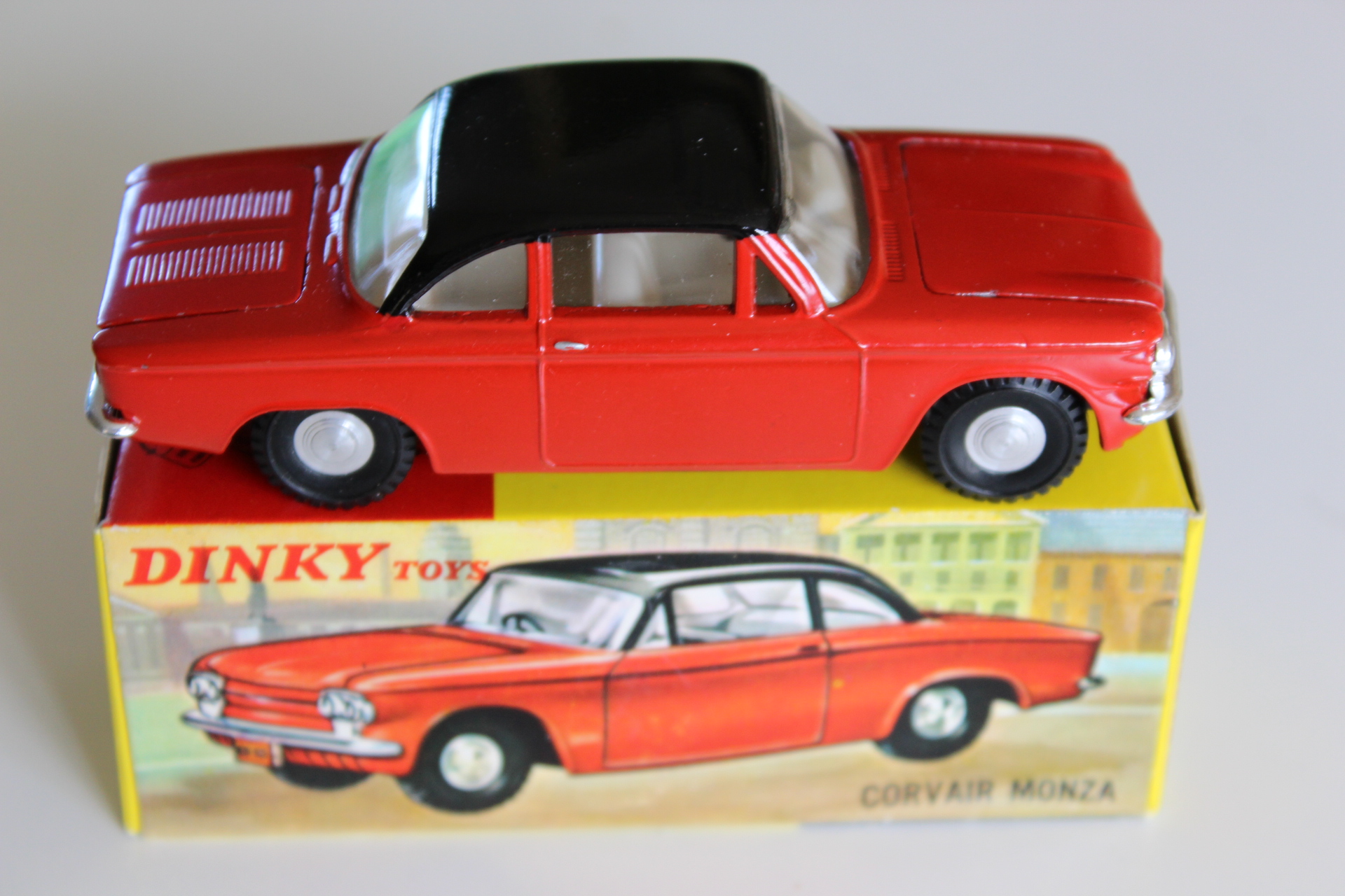 corvair monza hong kong dinky 57/002 side