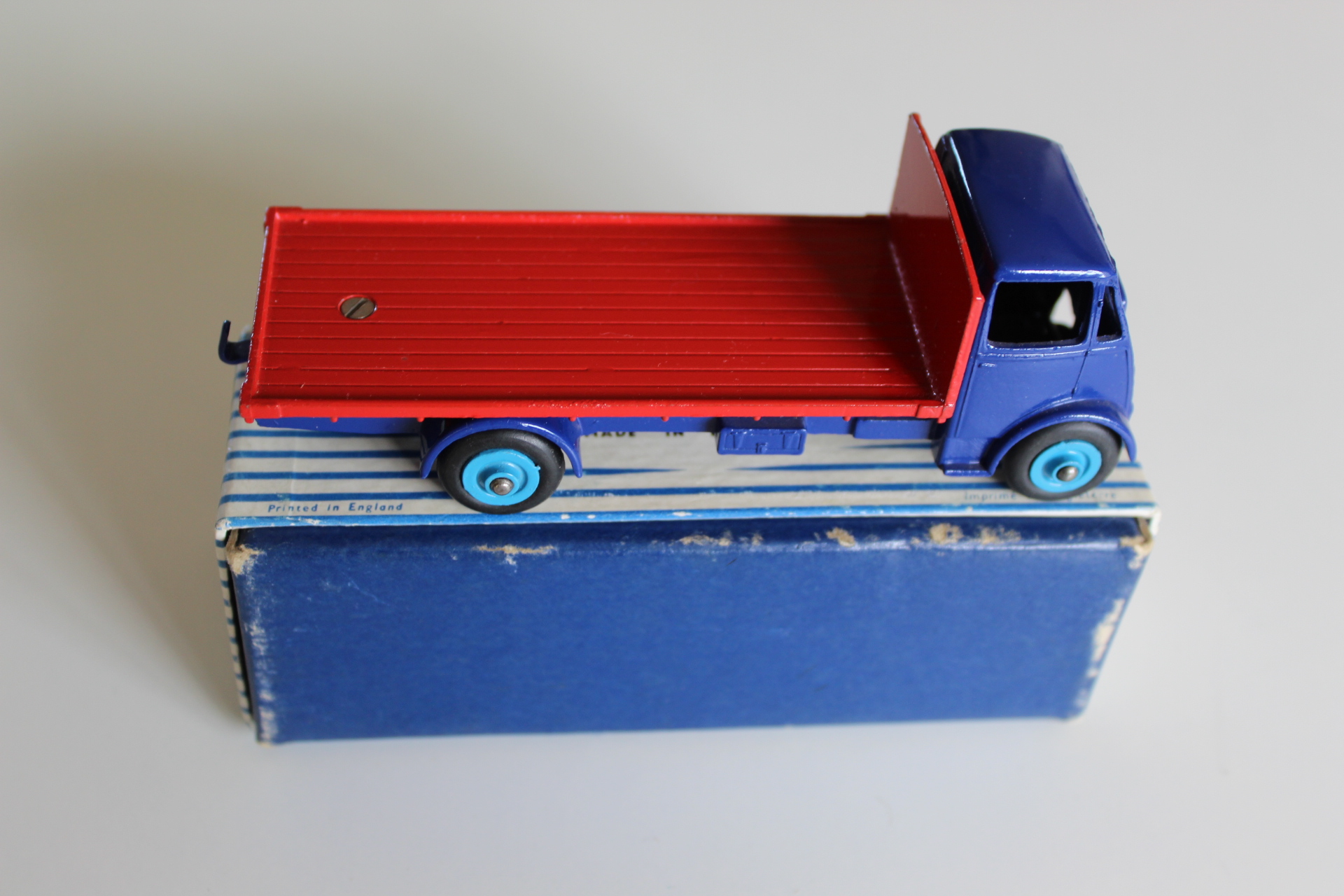 guy flat-truck dinky toys 512 side
