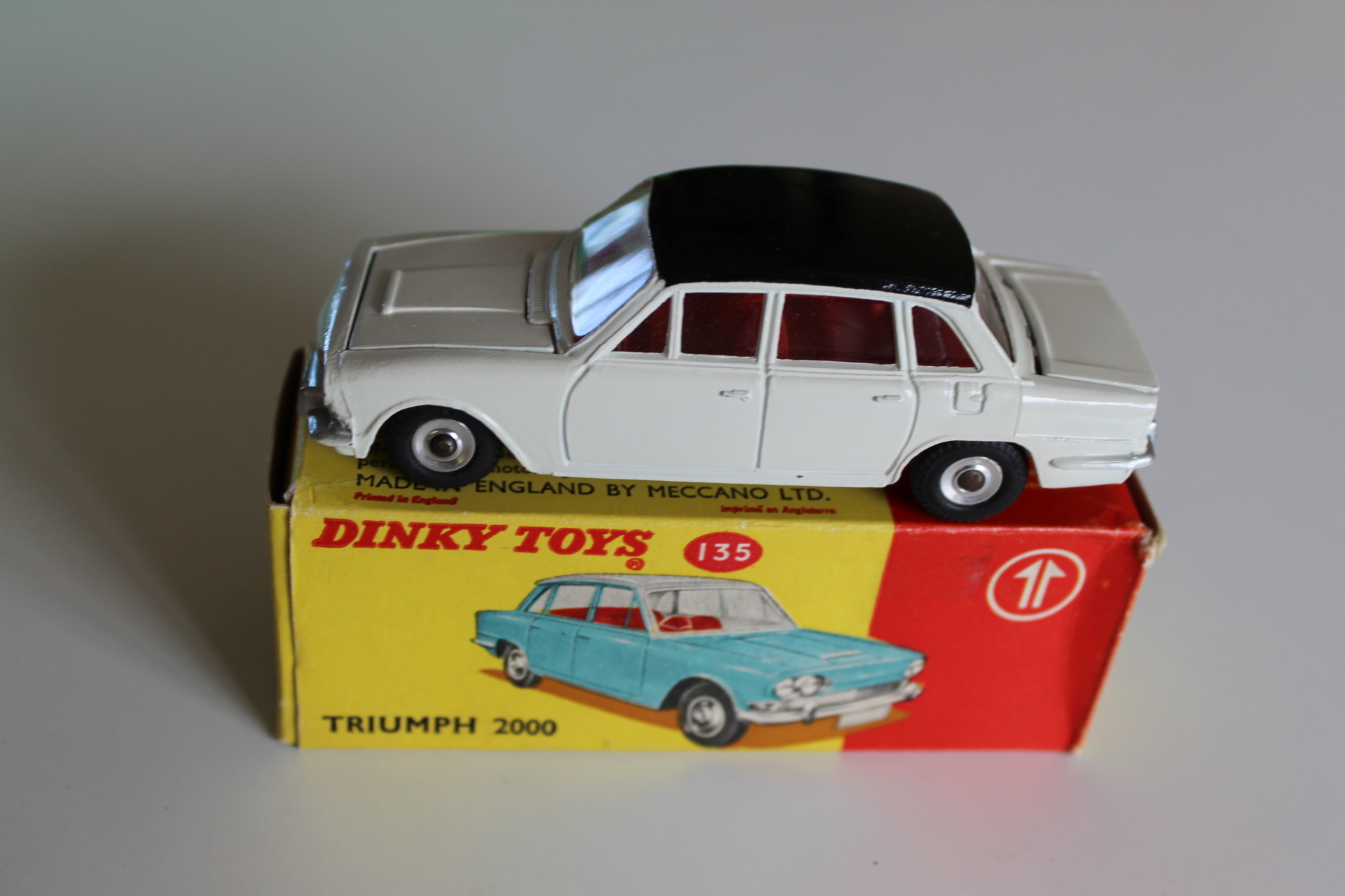 triumph 2000 promotional dinky toys 135