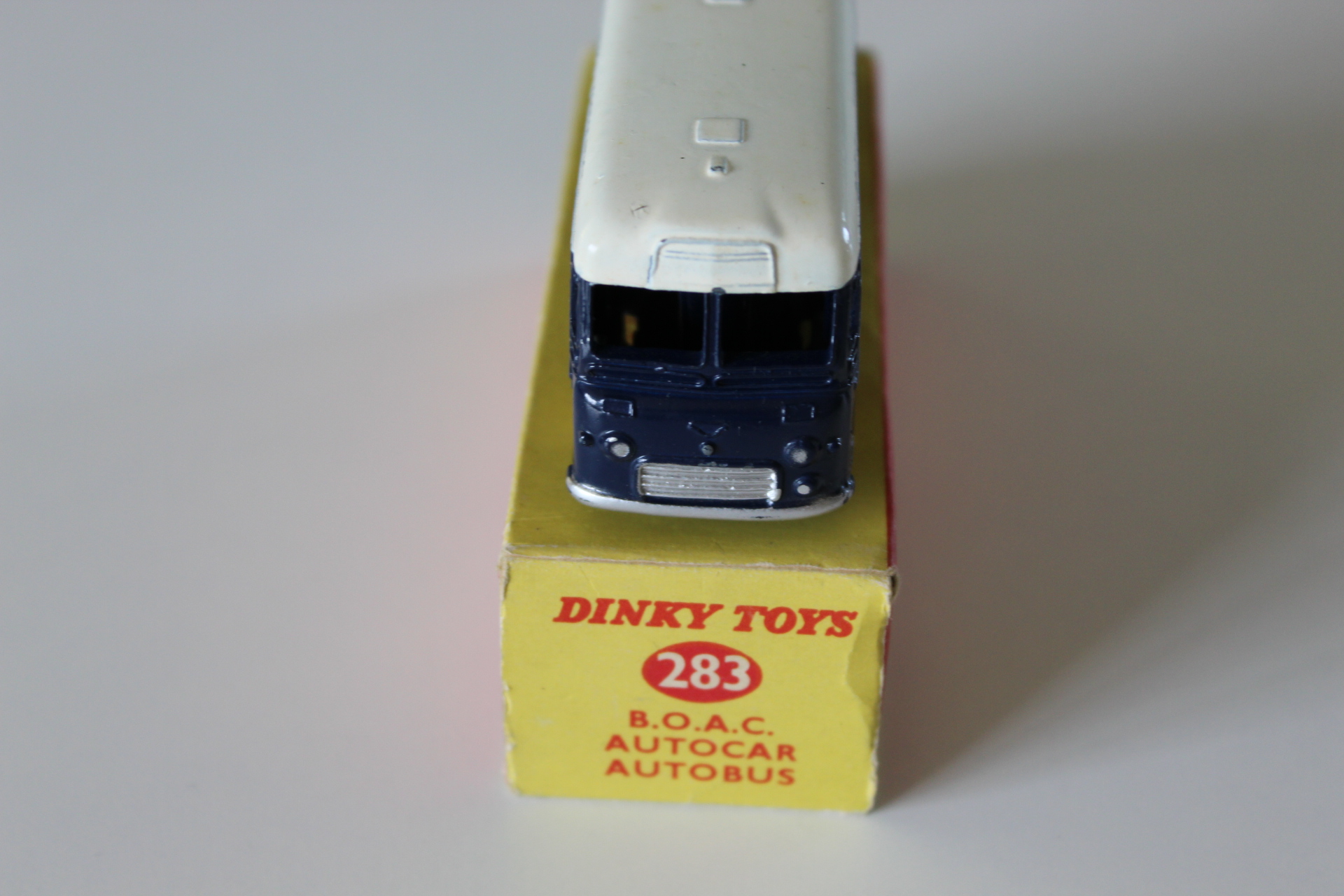 b.o.a.c. coach rare version dinky toys 283 front