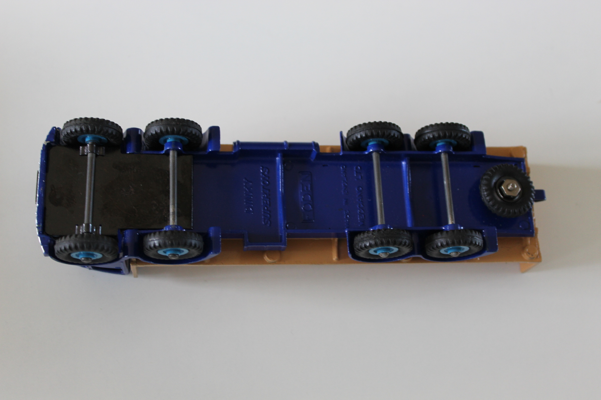 foden 2nd cab tailboard dinky toys 903 base