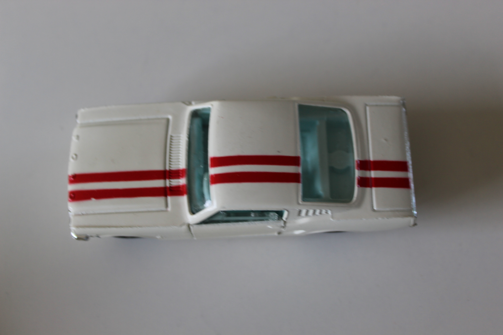 ford mustang competition corgi toys 325 top