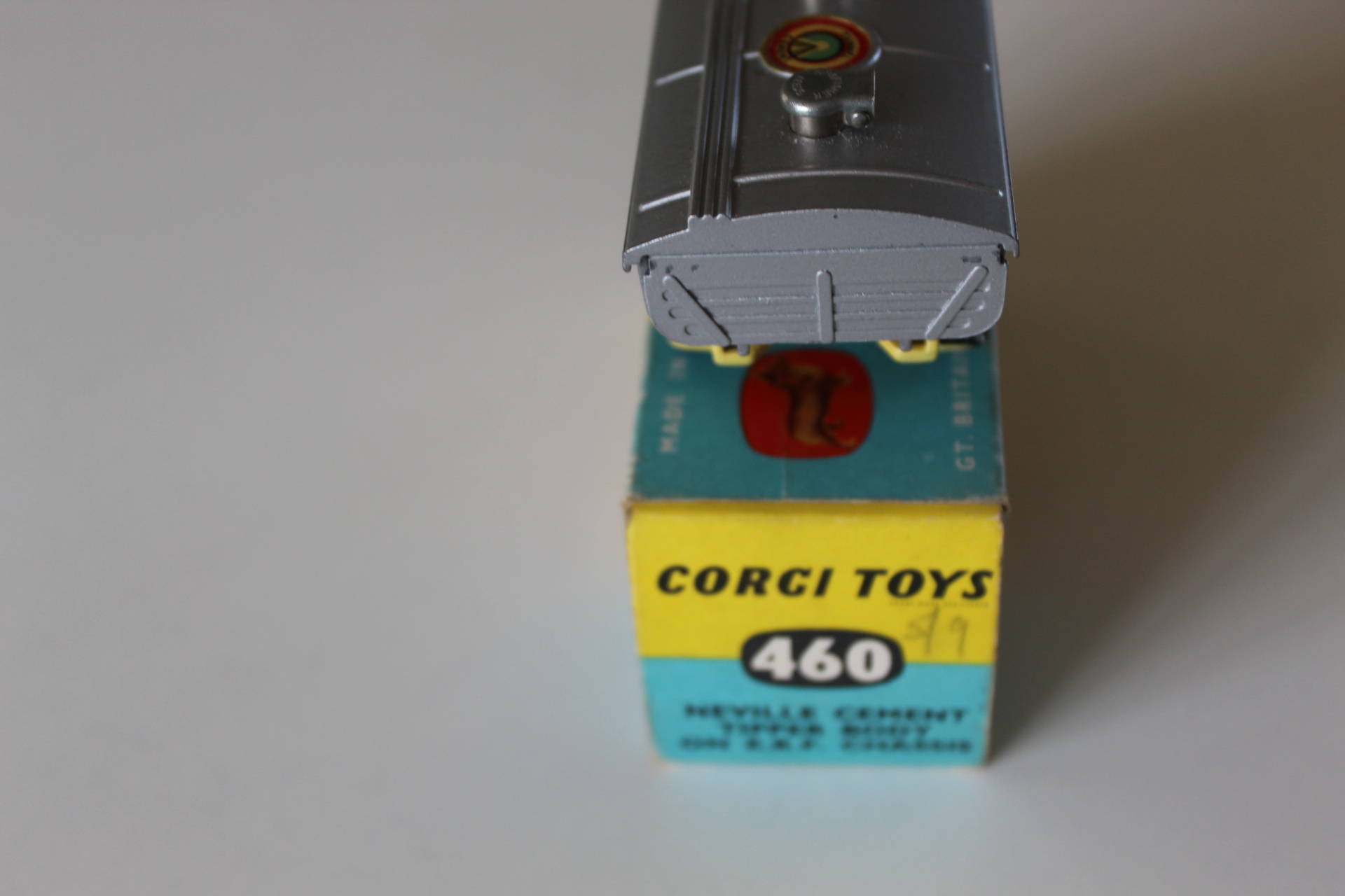 neville cement tipper body on e.r.f. chassis corgi toys 460 back