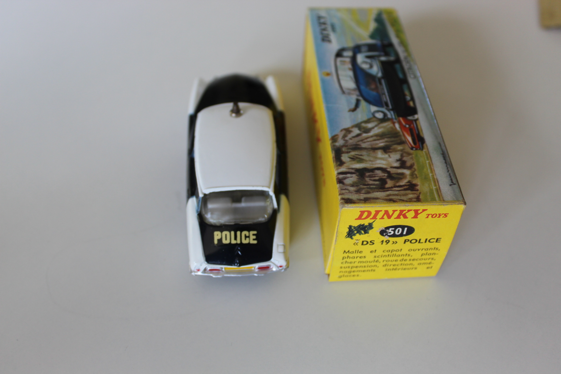 citroen ds19 police car french dinky toys 501 back