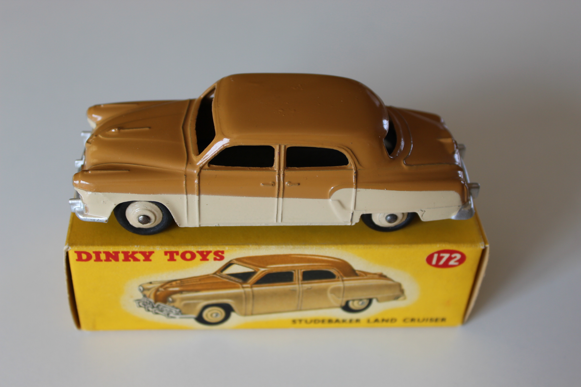 studebaker land cruiser lowline dinky toys 172