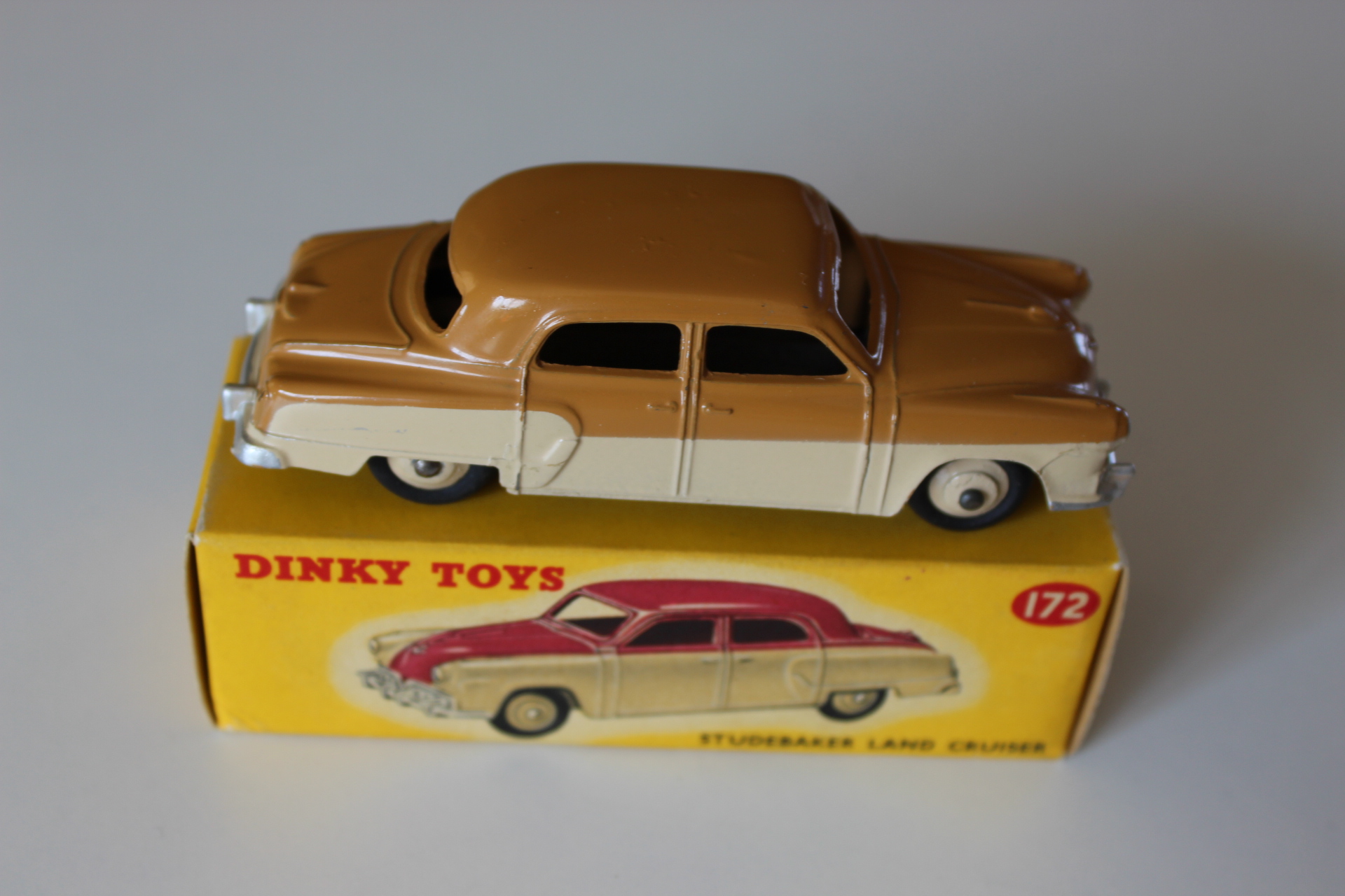 studebaker land cruiser lowline dinky toys 172 side