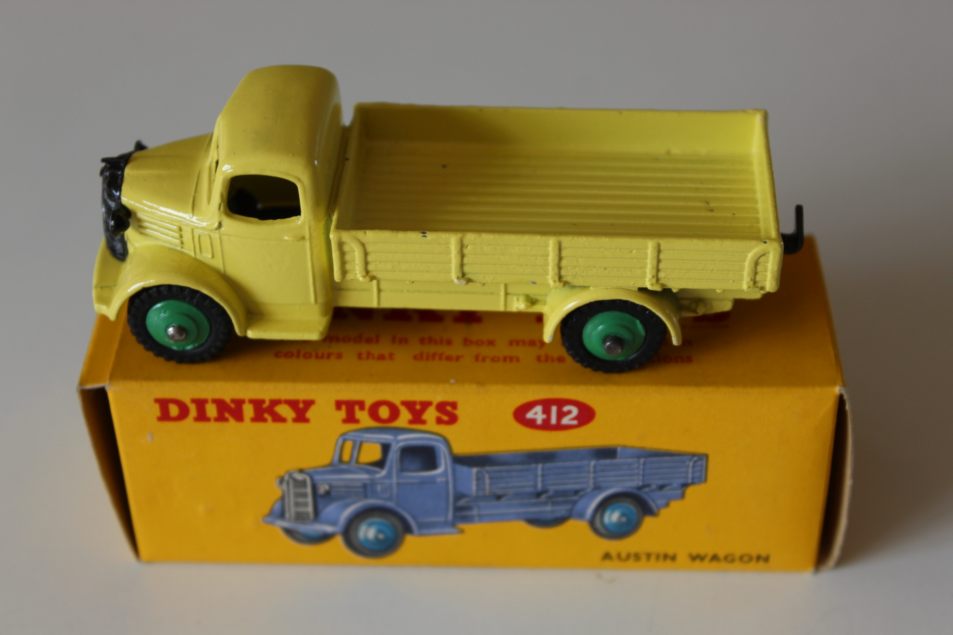 austin wagon dinky toys 412