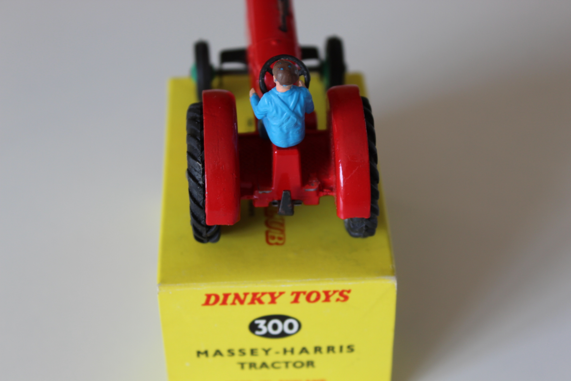 massey ferguson tractor dinky toys 300 back