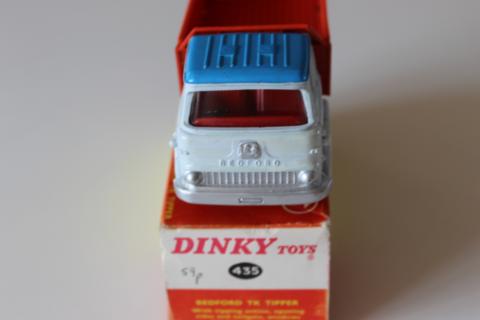 bedford tk tipper dinky toys 435 front