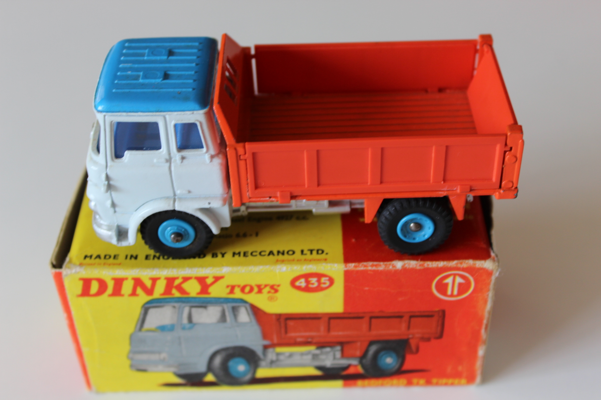 bedford tk tipper dinky toys 435