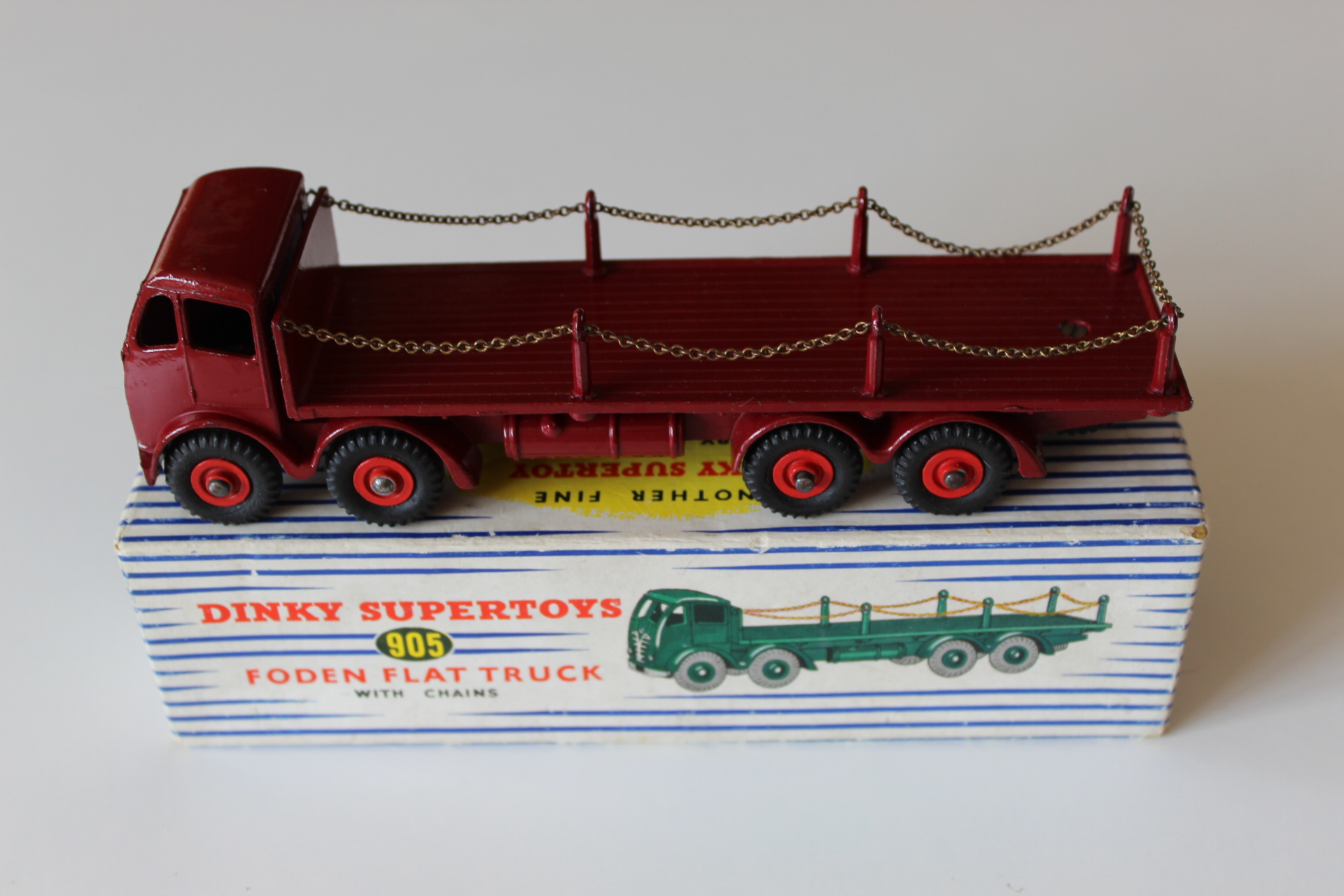 foden 2nd cab chain lorry dinky toys 905