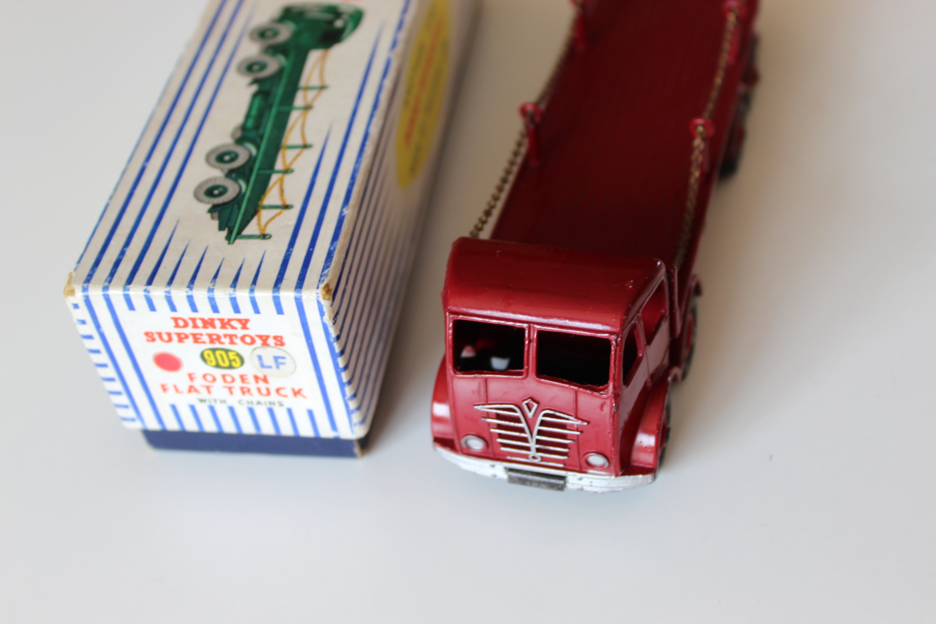 foden 2nd cab chain lorry dinky toys 905 front