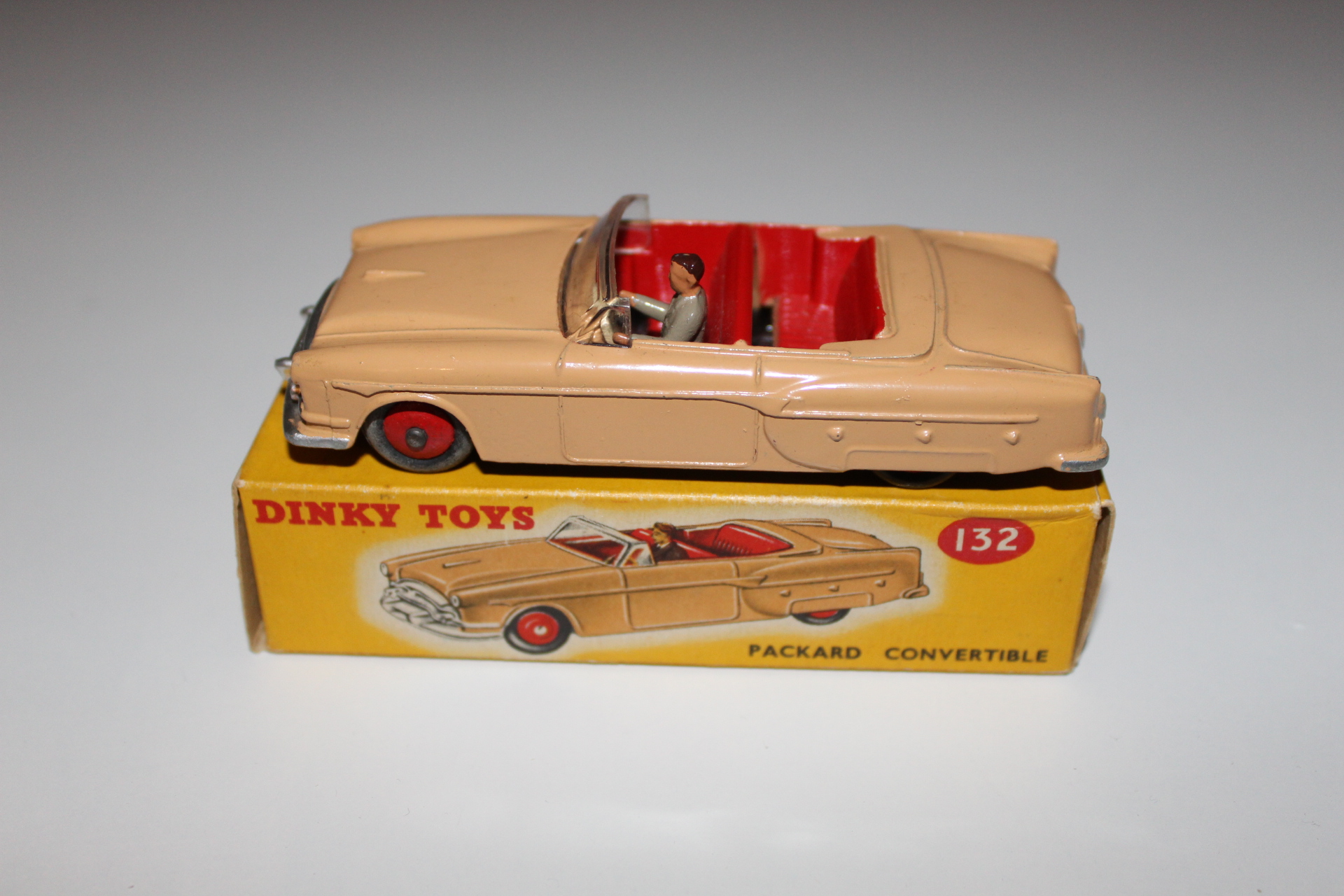 packard convertible dinky toys 132