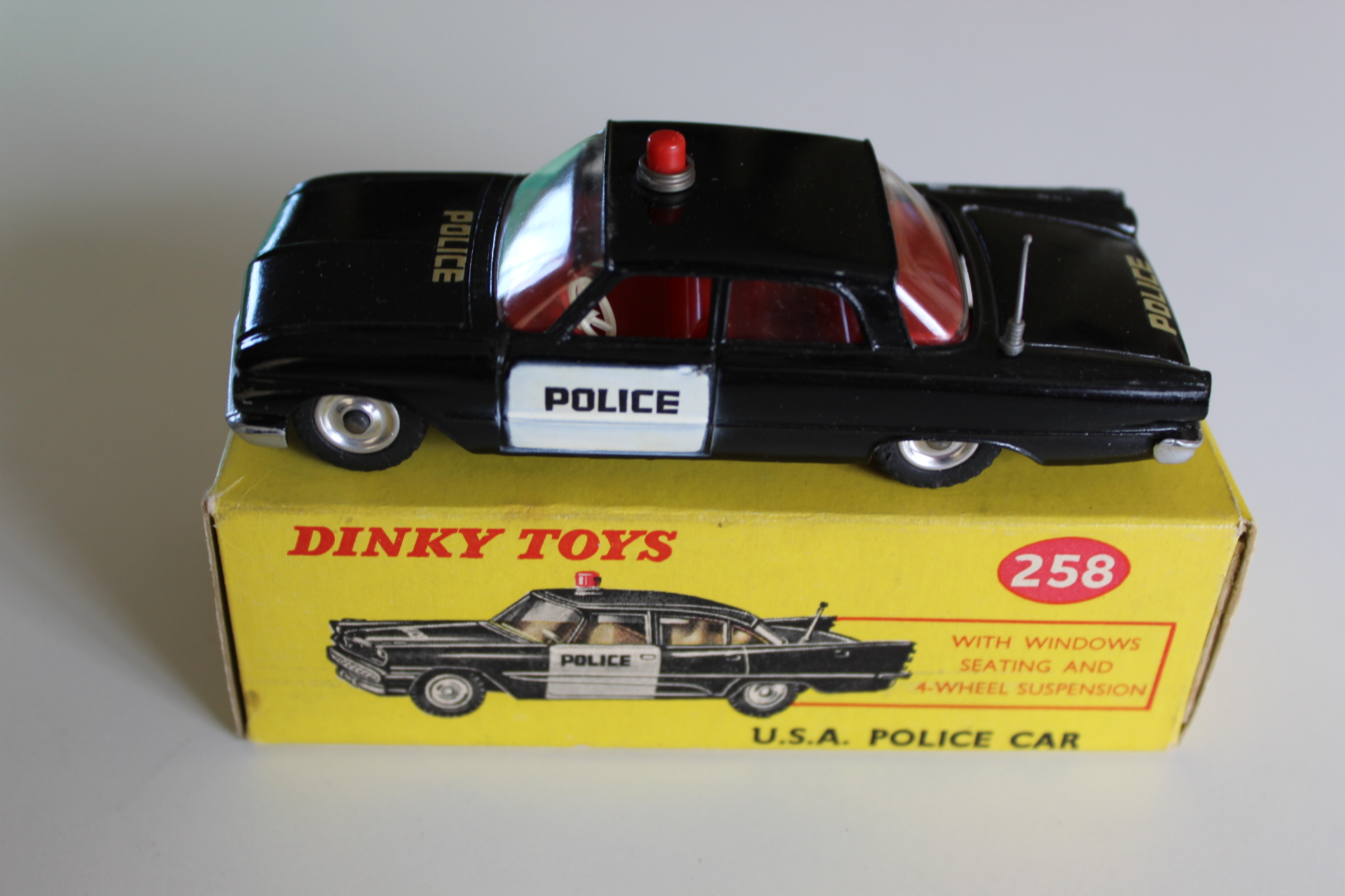 ford fairlane usa police car
