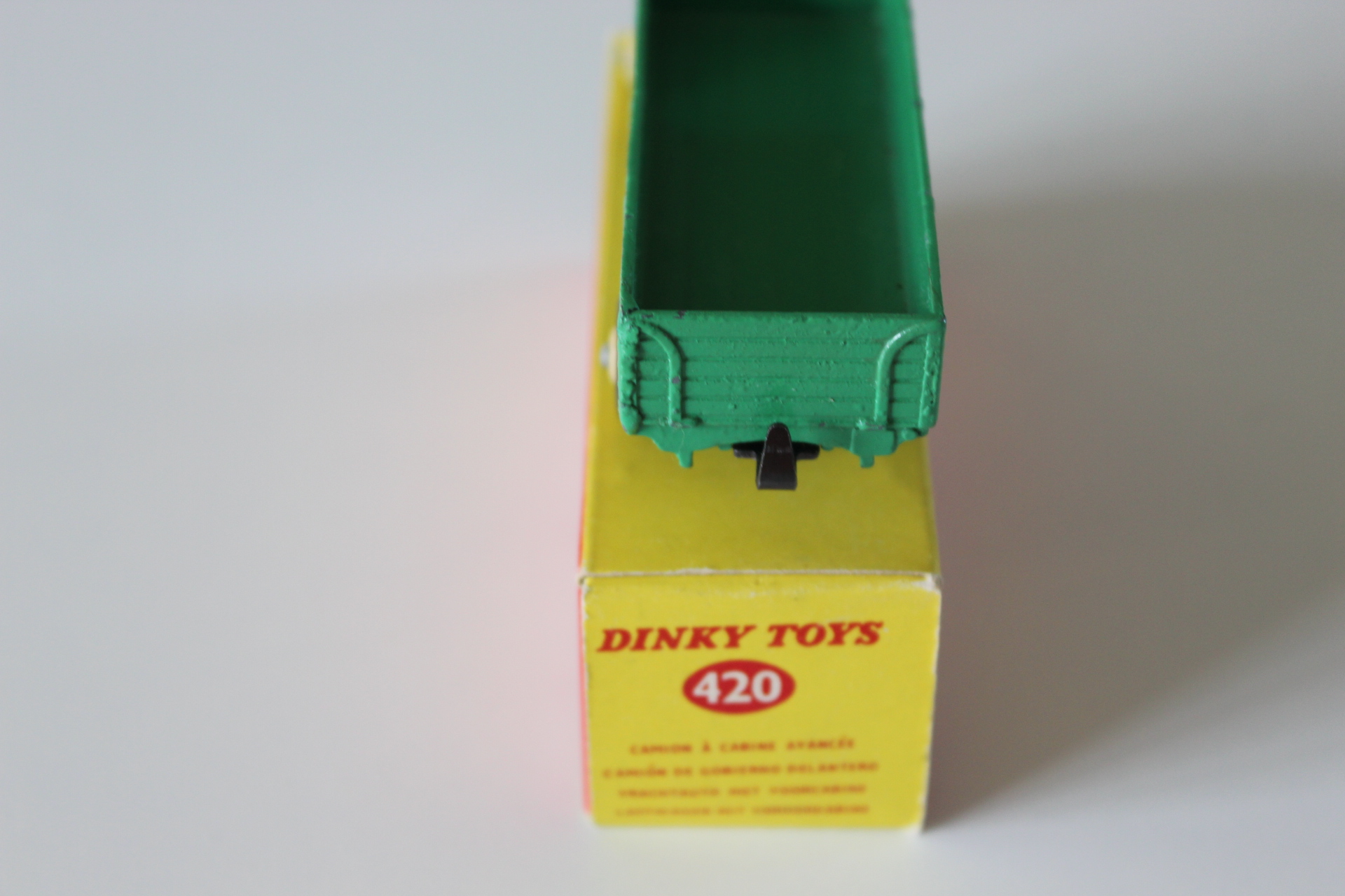 forward control lorry dinky toys 420 back