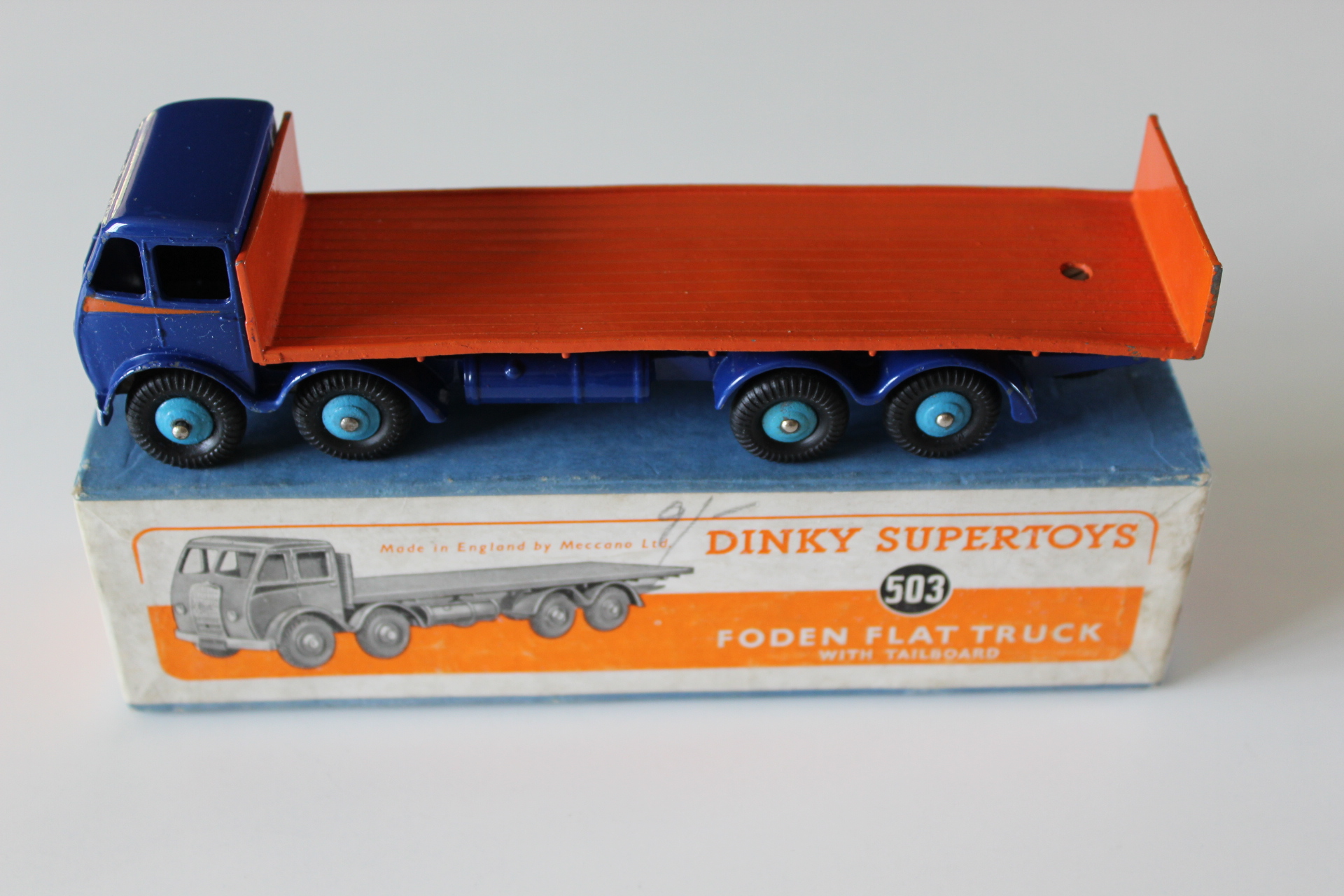 foden 1st cab tailboard lorry dinky toys 903