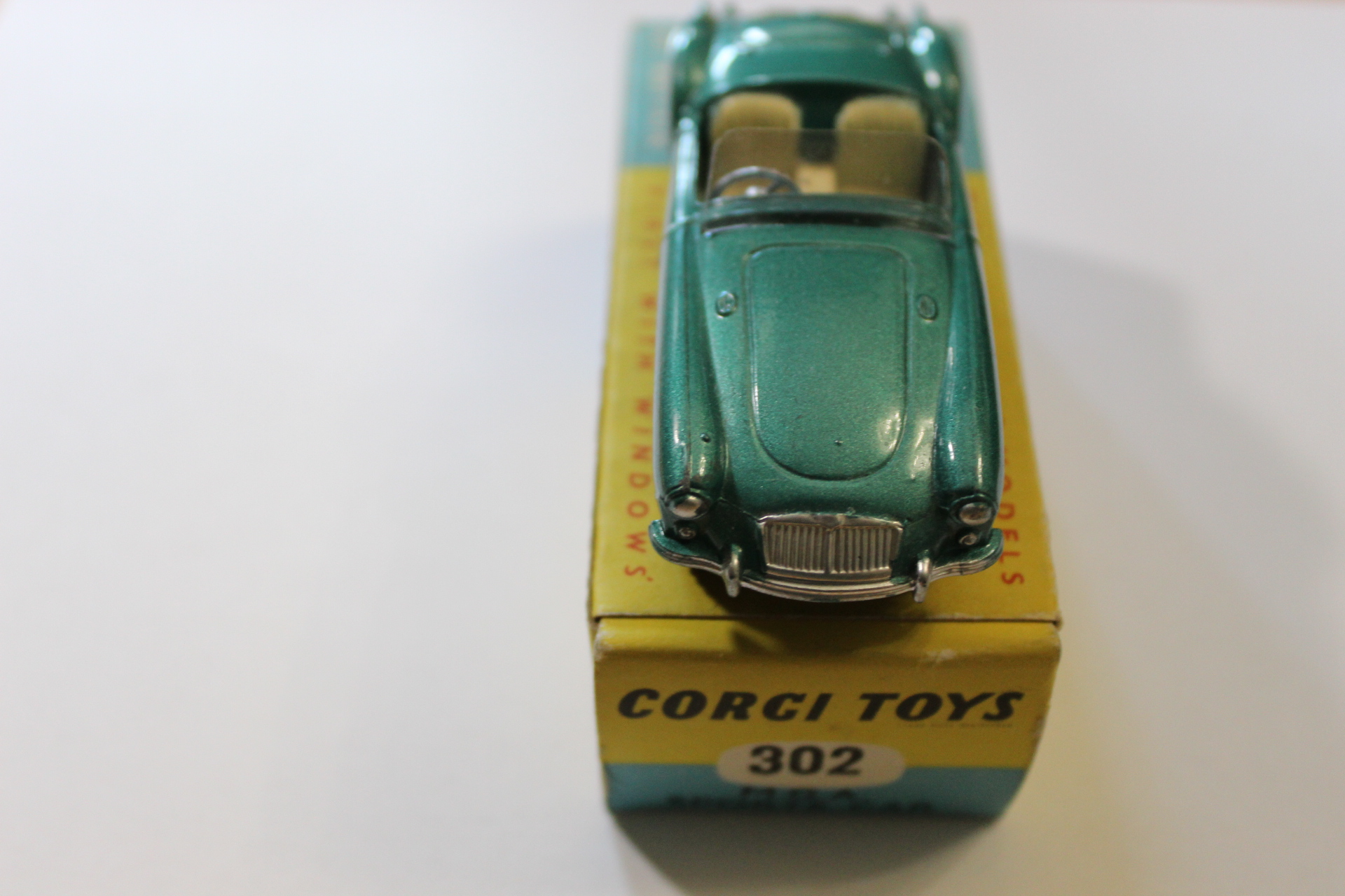 mga sports car corgi toys 302 front